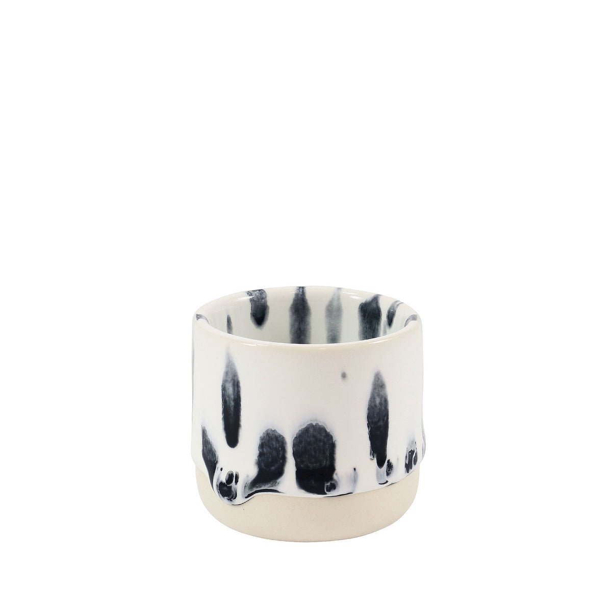 Nip Cup | Spot | by Studio Arhoj - Lifestory - Studio Arhoj