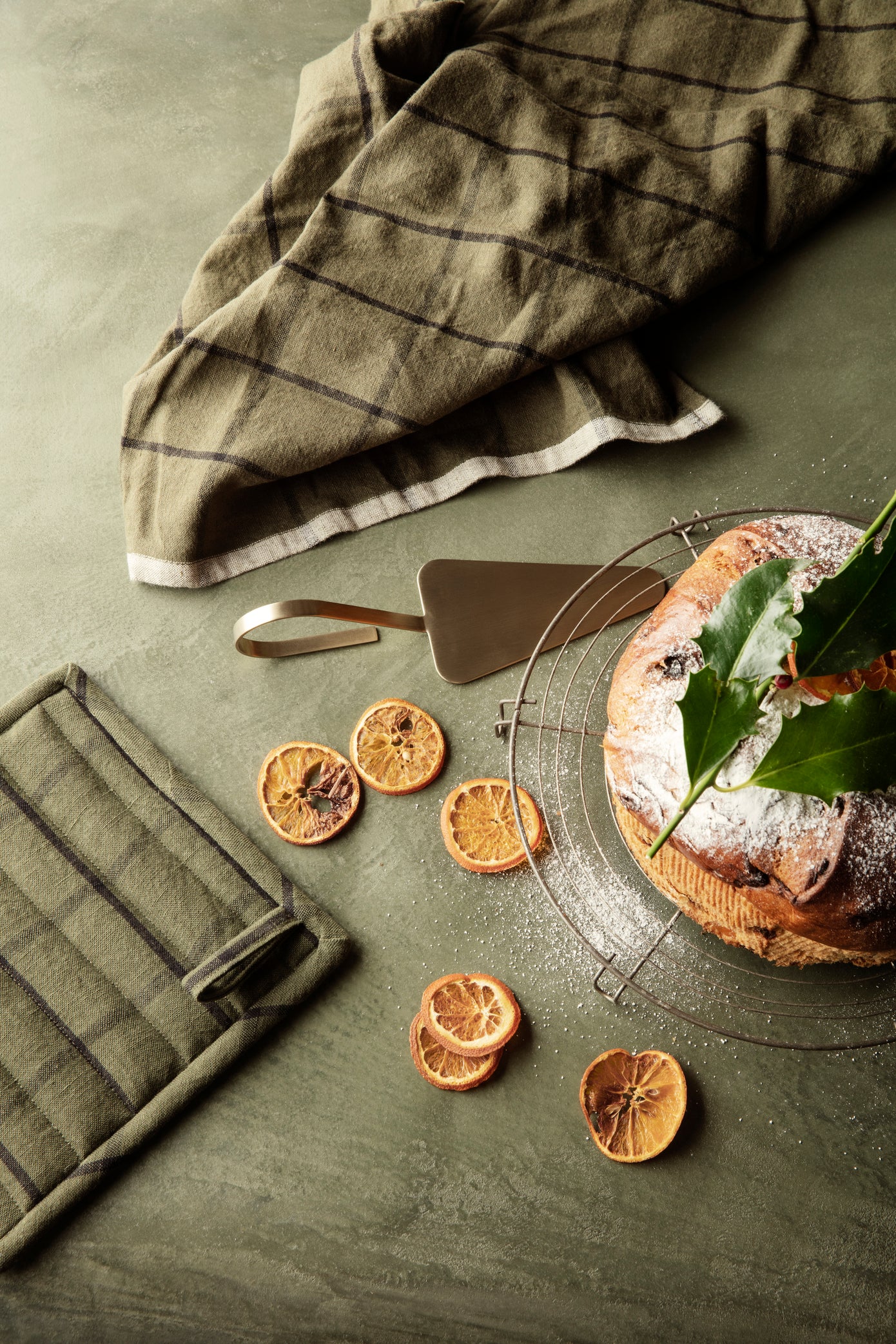 Fein Cake Server | Brass - Lifestory