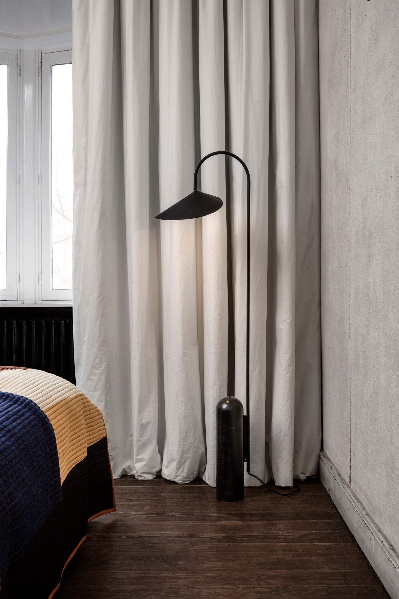 Arum Floor Lamp | Black/Black Marble | by ferm Living - Lifestory - ferm LIVING