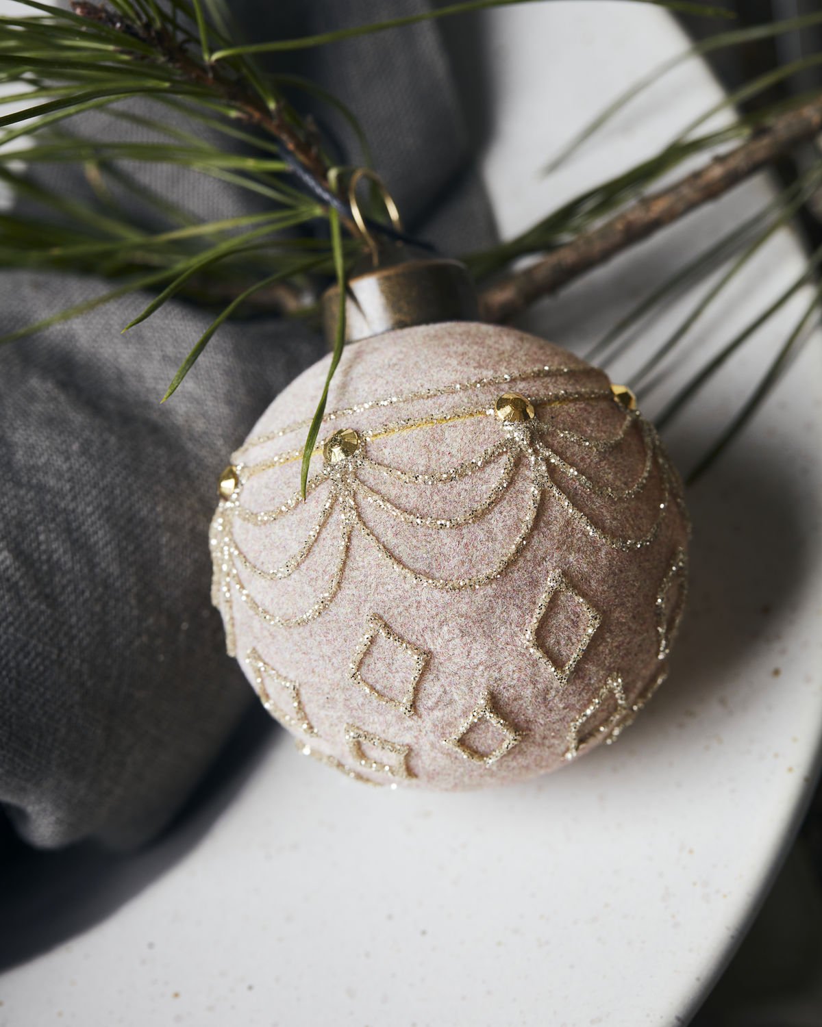 Bauble | Velour | Sand Colour | Small - Lifestory - House Doctor