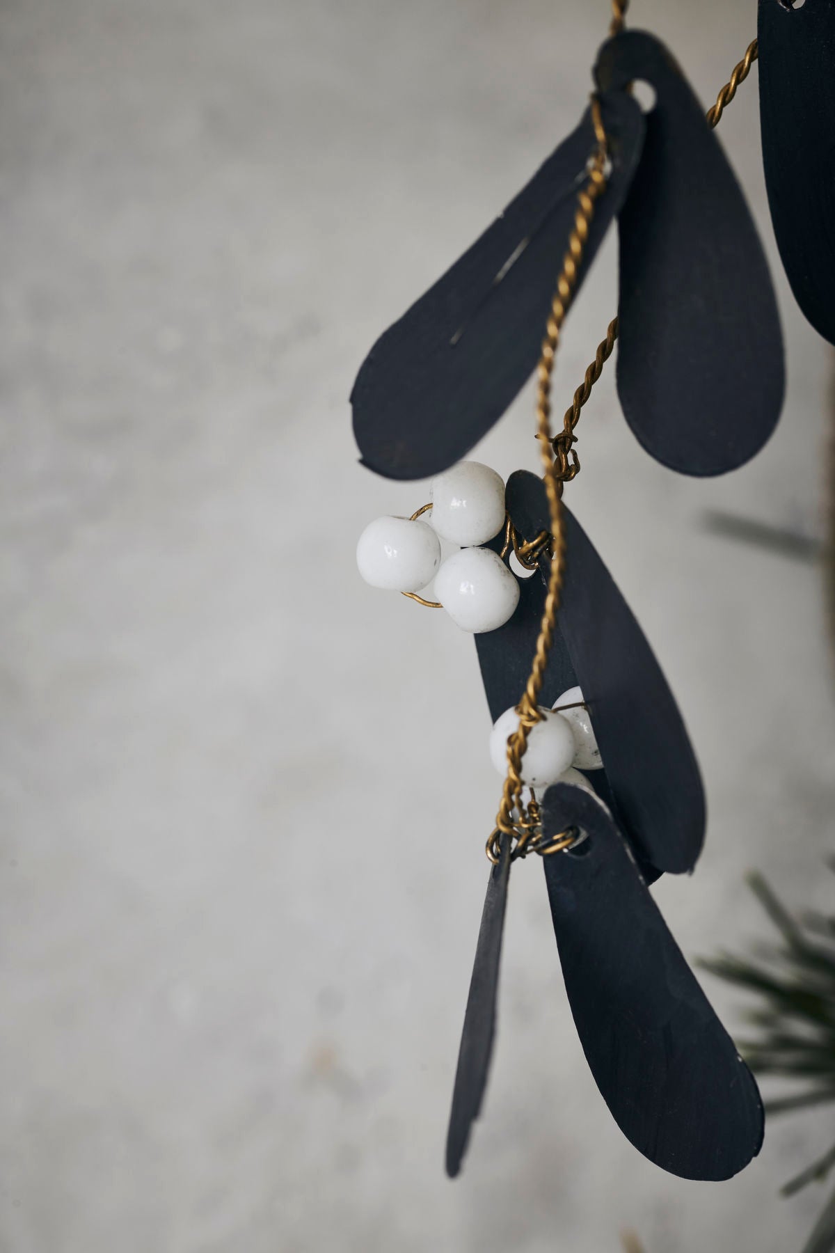 Black Mistletoe Decoration in Metal & Wire - Lifestory - House Doctor
