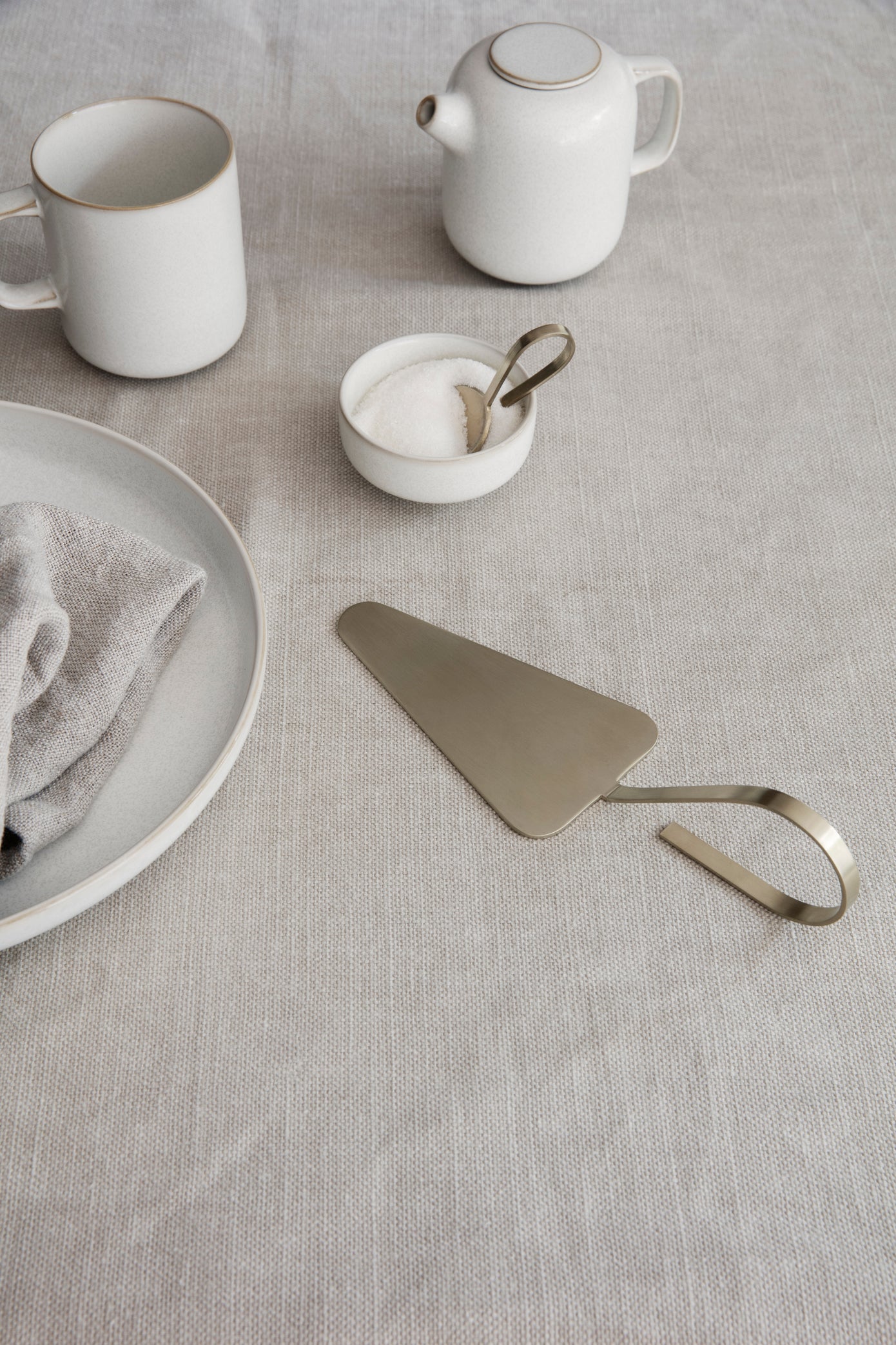 Sekki Milk Jar / Jug with lid | Cream | Ceramic | by ferm Living - Lifestory