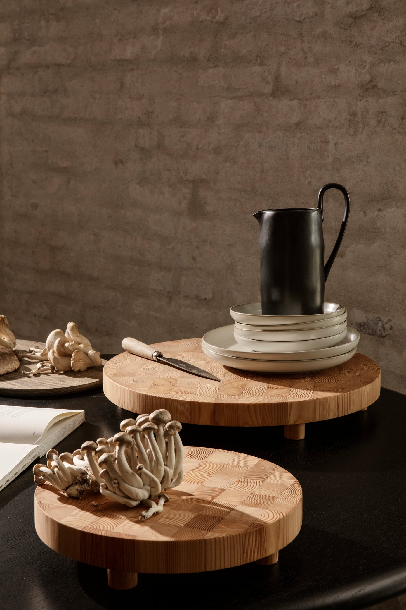 Small Round Chess Cutting Board | Larch Wood | by ferm Living - Lifestory - ferm Living