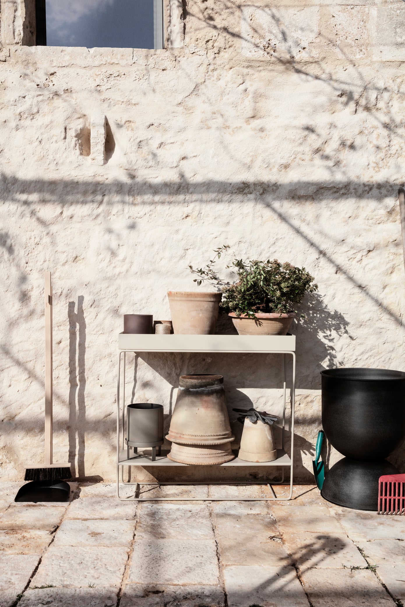 Plant Box | Two-tier | In Cashmere, Black, Grey or Olive - Lifestory - ferm LIVING