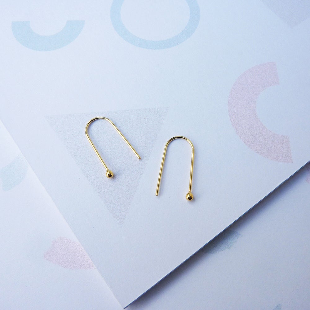 Arc Earrings | Threaded Wire Minimal Earrings - Lifestory - Custom Made