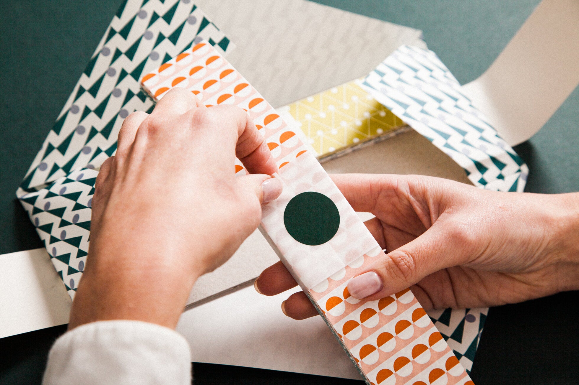 Paperchain Garland - Papercraft Kit | SS23 Mix | by Ola - Lifestory - ola