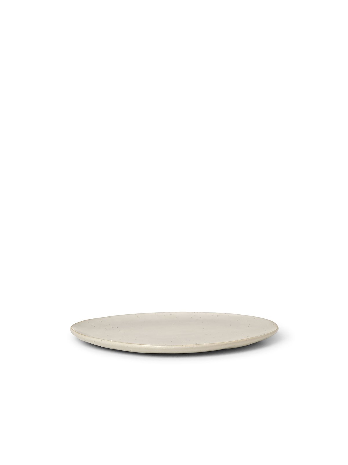 Flow Plate | Medium 22cm | Off-white | Ceramic | by ferm Living - Lifestory - ferm Living