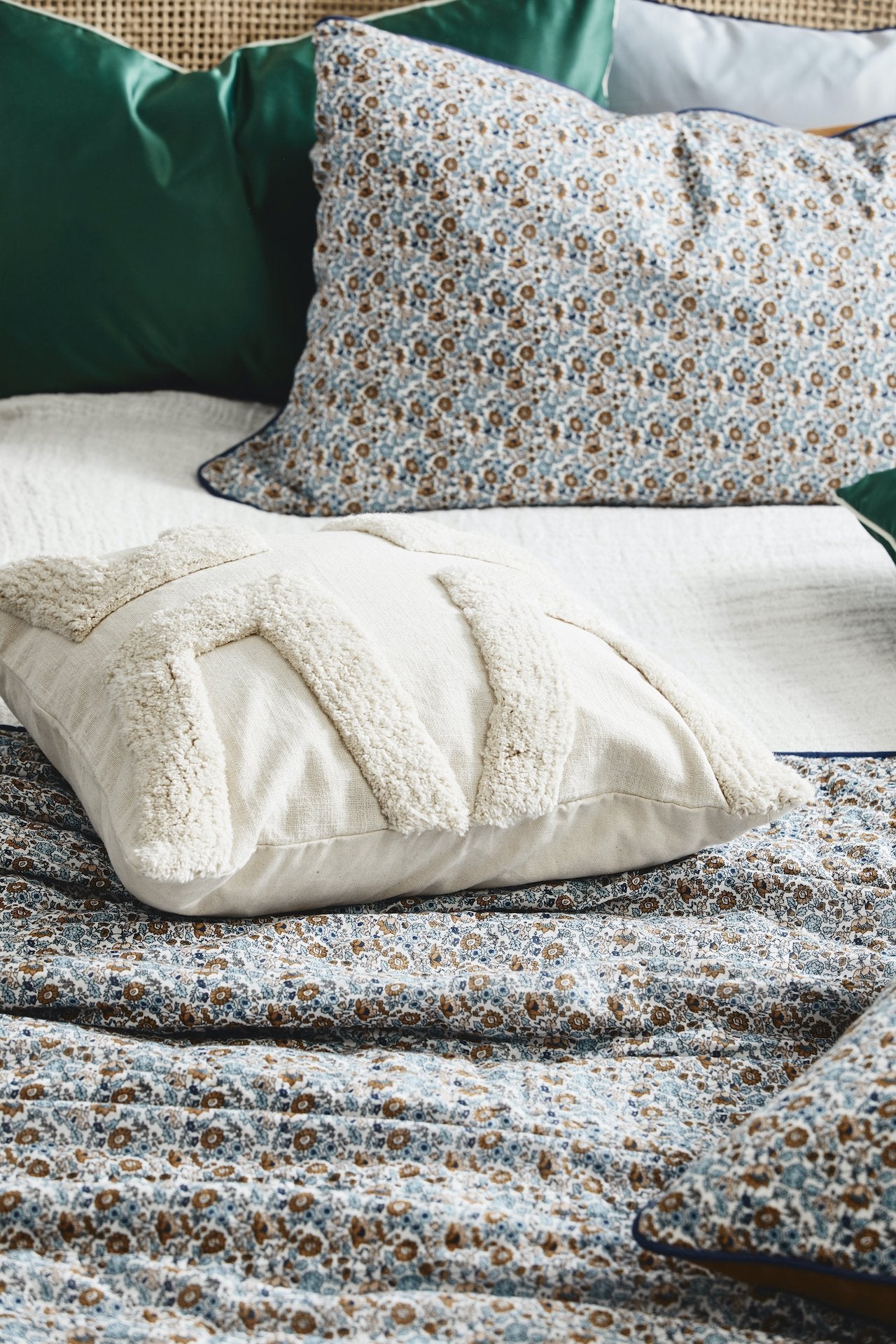 Textured Cushion With Squares Pattern in Off-White | Certified Cotton | Kuma - Lifestory - Nordal