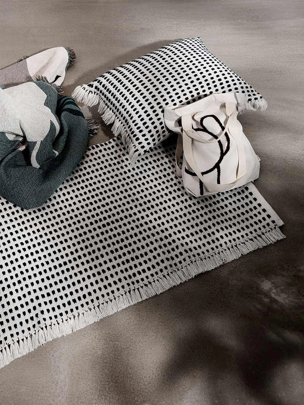 Woven recycled rug | Way | Large - Lifestory