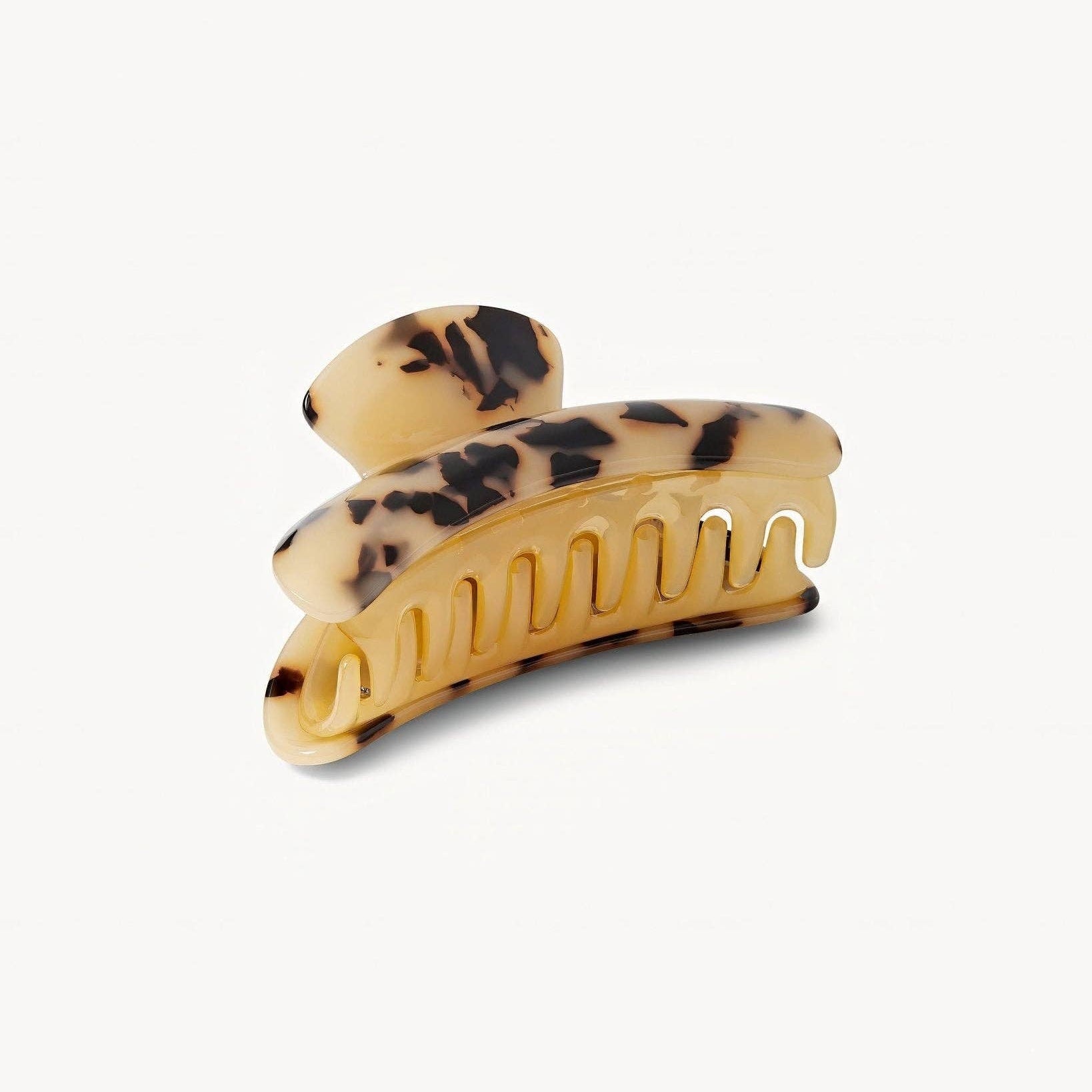 MACHETE Grande Heirloom Claw in Blonde Tortoise Acetate - Lifestory