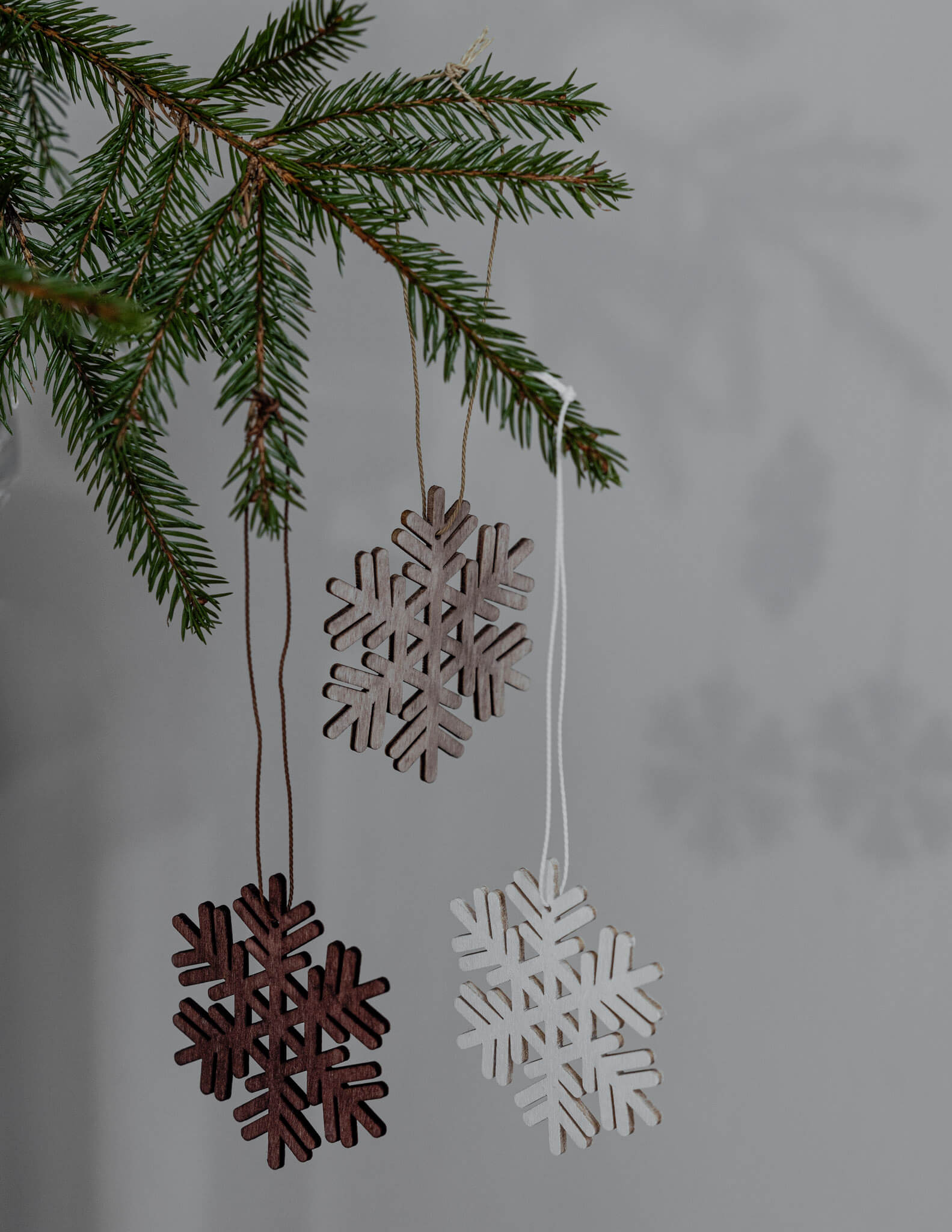 Alseda Snowflake Decoration | White | by Storefactory - Lifestory
