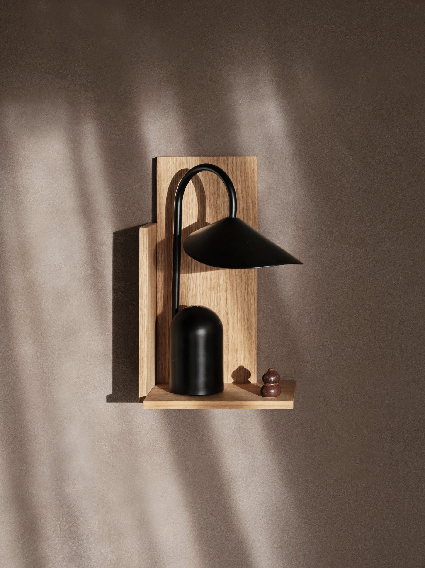 Arum Portable Lamp | Dimmable | by ferm Living - Lifestory