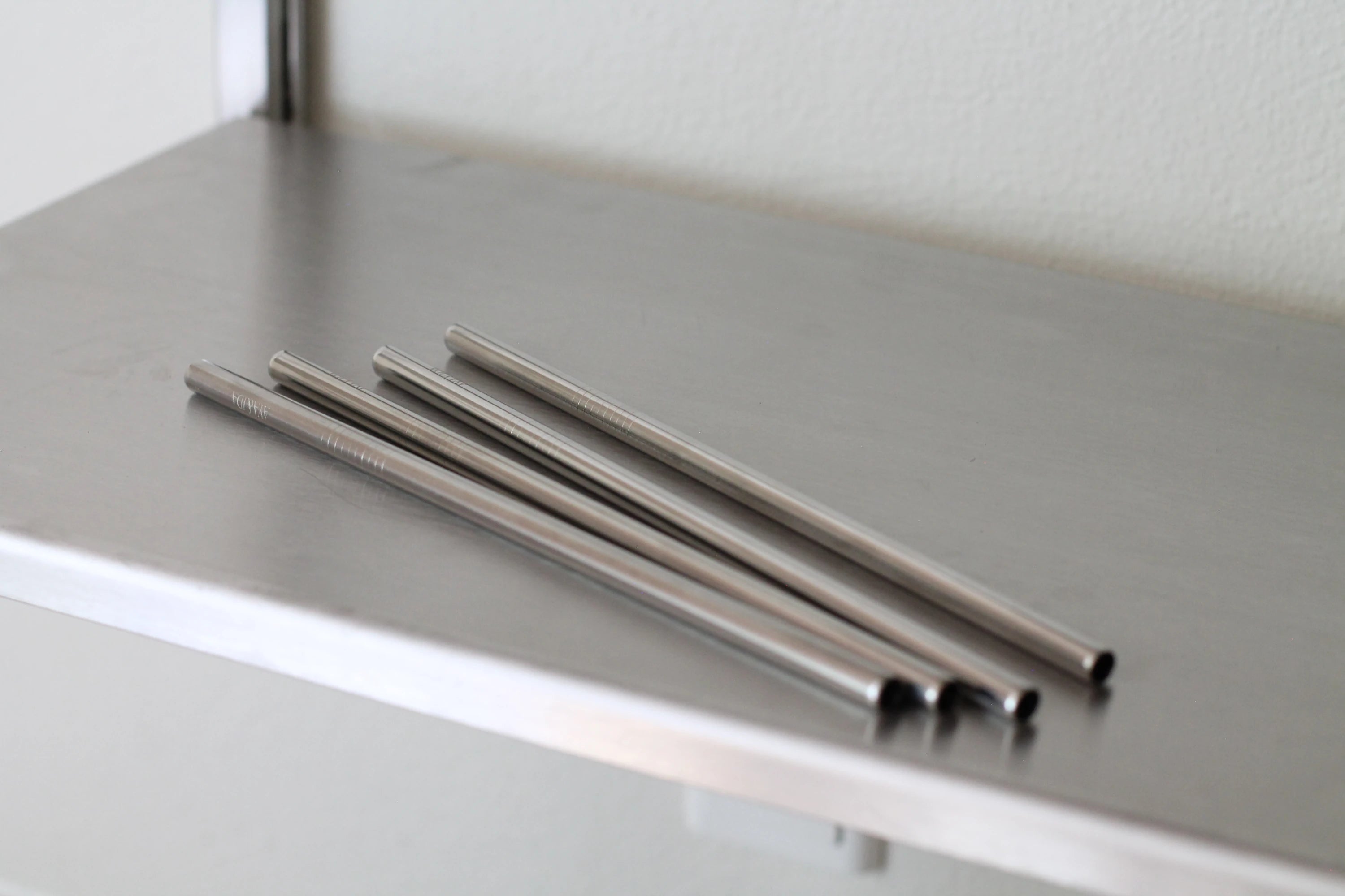 Aya&Ida Set of 4 Reusable Long Straight Steel Straws with Brush