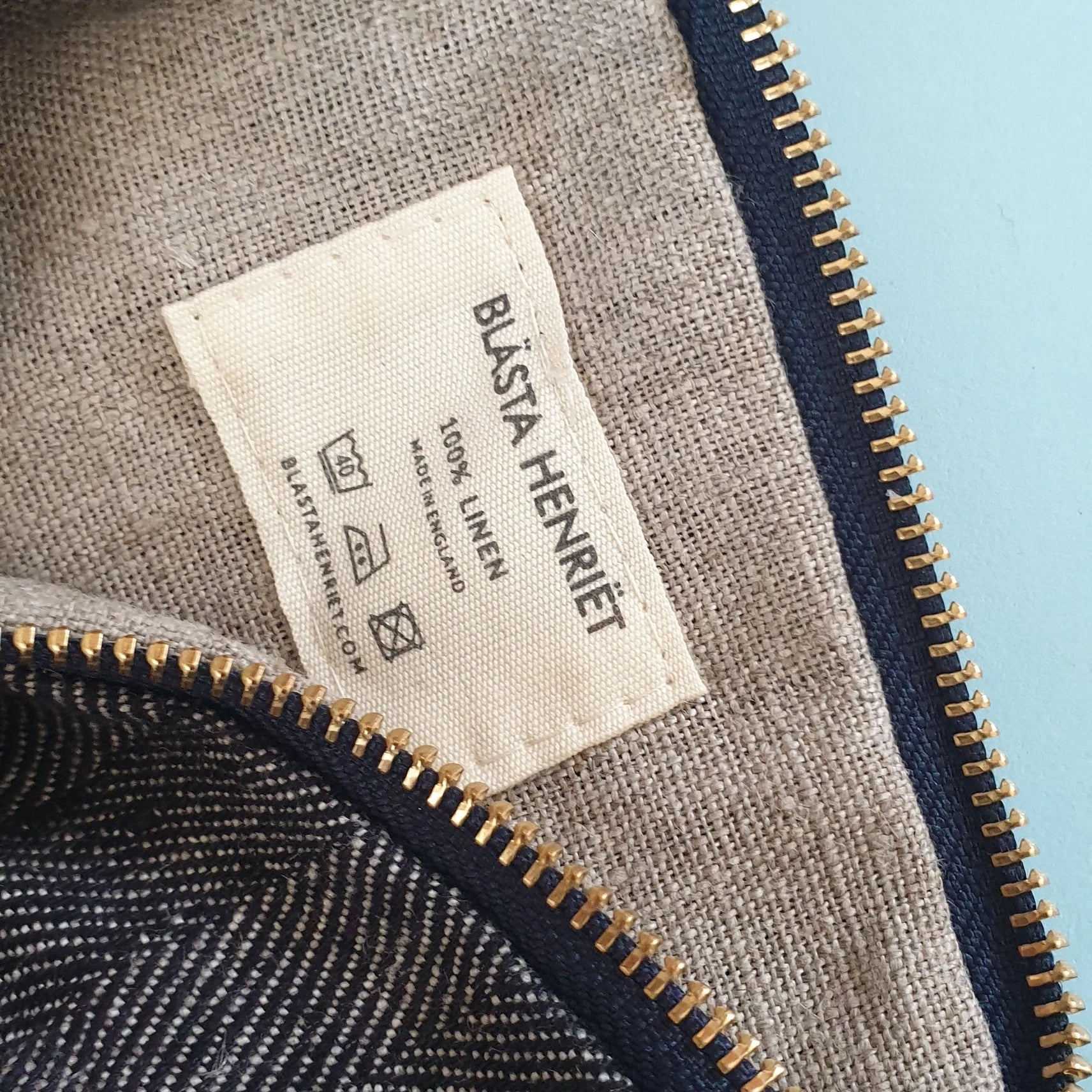 Blästa Henriët Large Linen Wash Bag in Various Colours - Lifestory