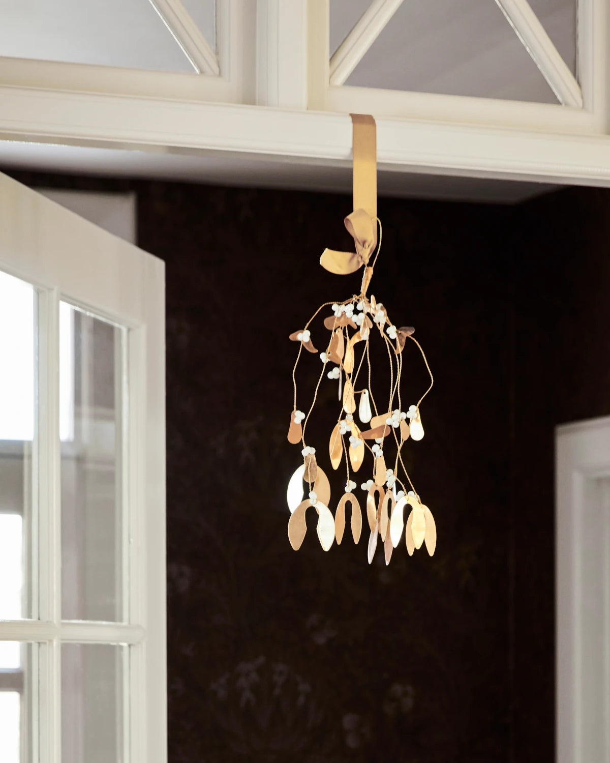 House Doctor Large Brass Mistletoe Decoration - Lifestory