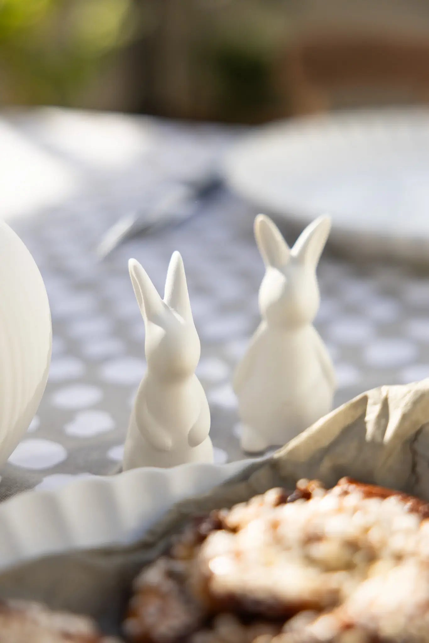 Freja Ceramic Rabbit Ornament | White | by Storefactory - Lifestory