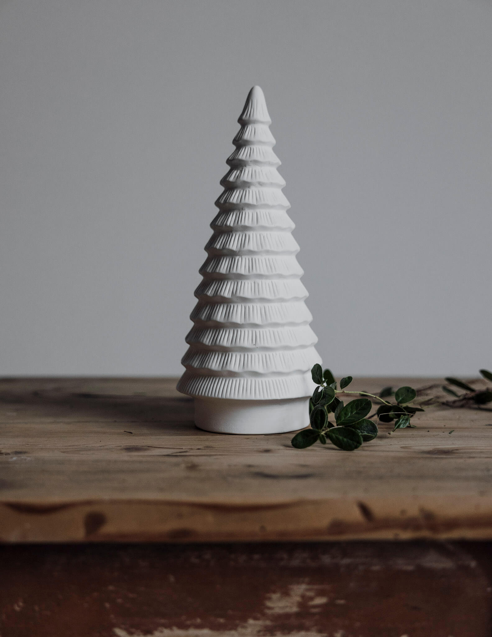 Ceramic Tree | Grankullen | Large | White | by Storefactory - Lifestory