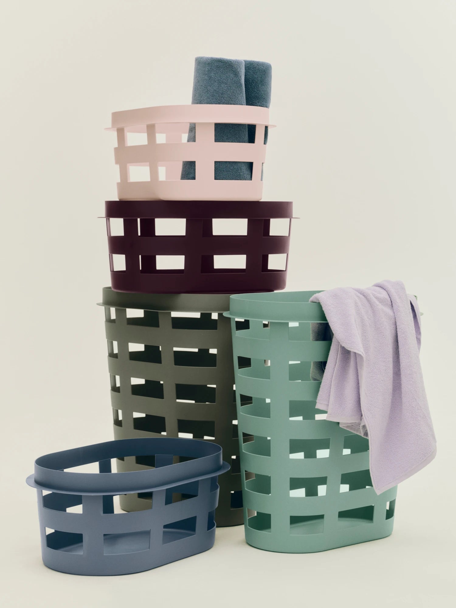 HAY Basket (Small) in 100% Recycled Plastic - Lifestory
