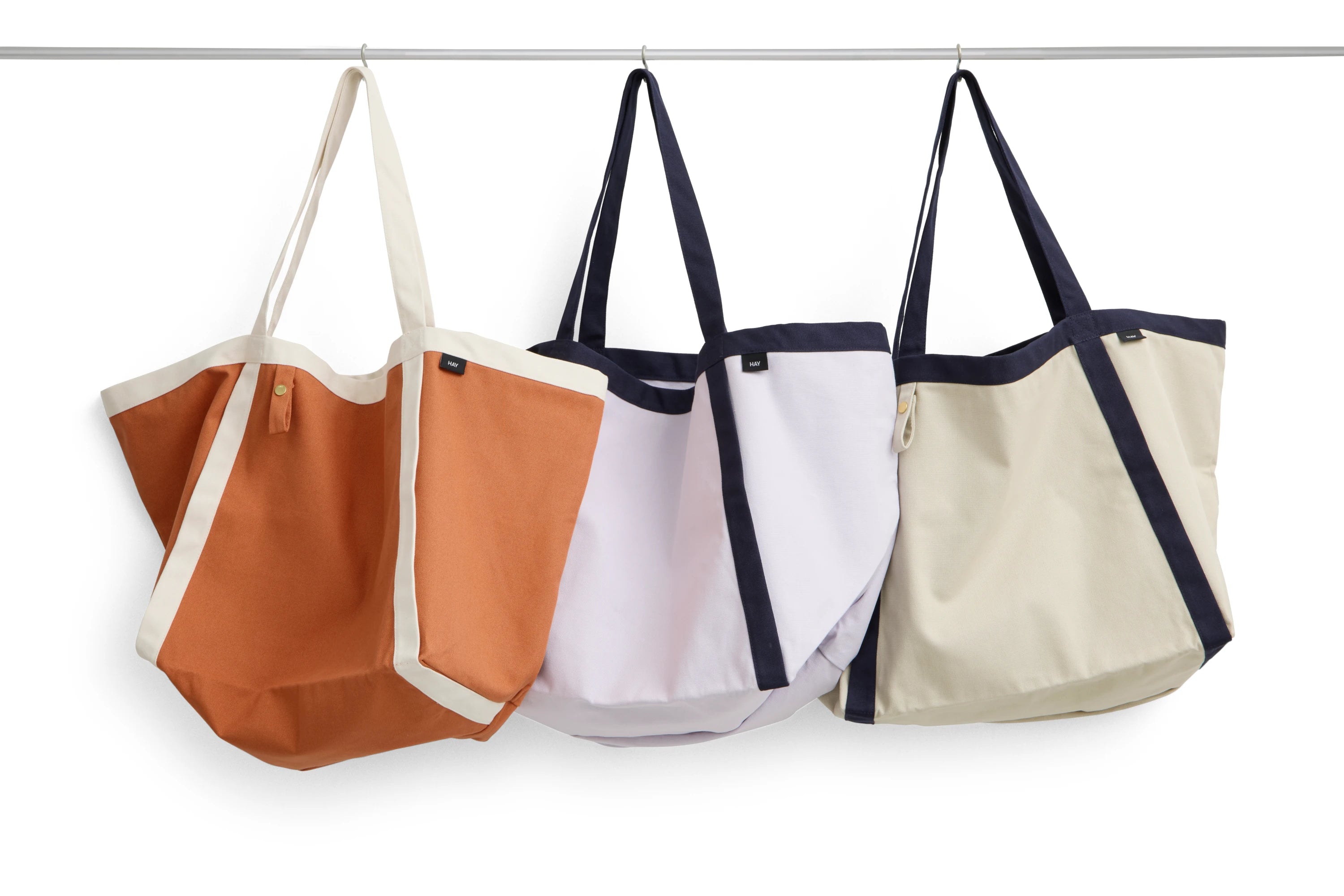 HAY Organic Cotton Everyday Sports Bag Medium - Lifestory