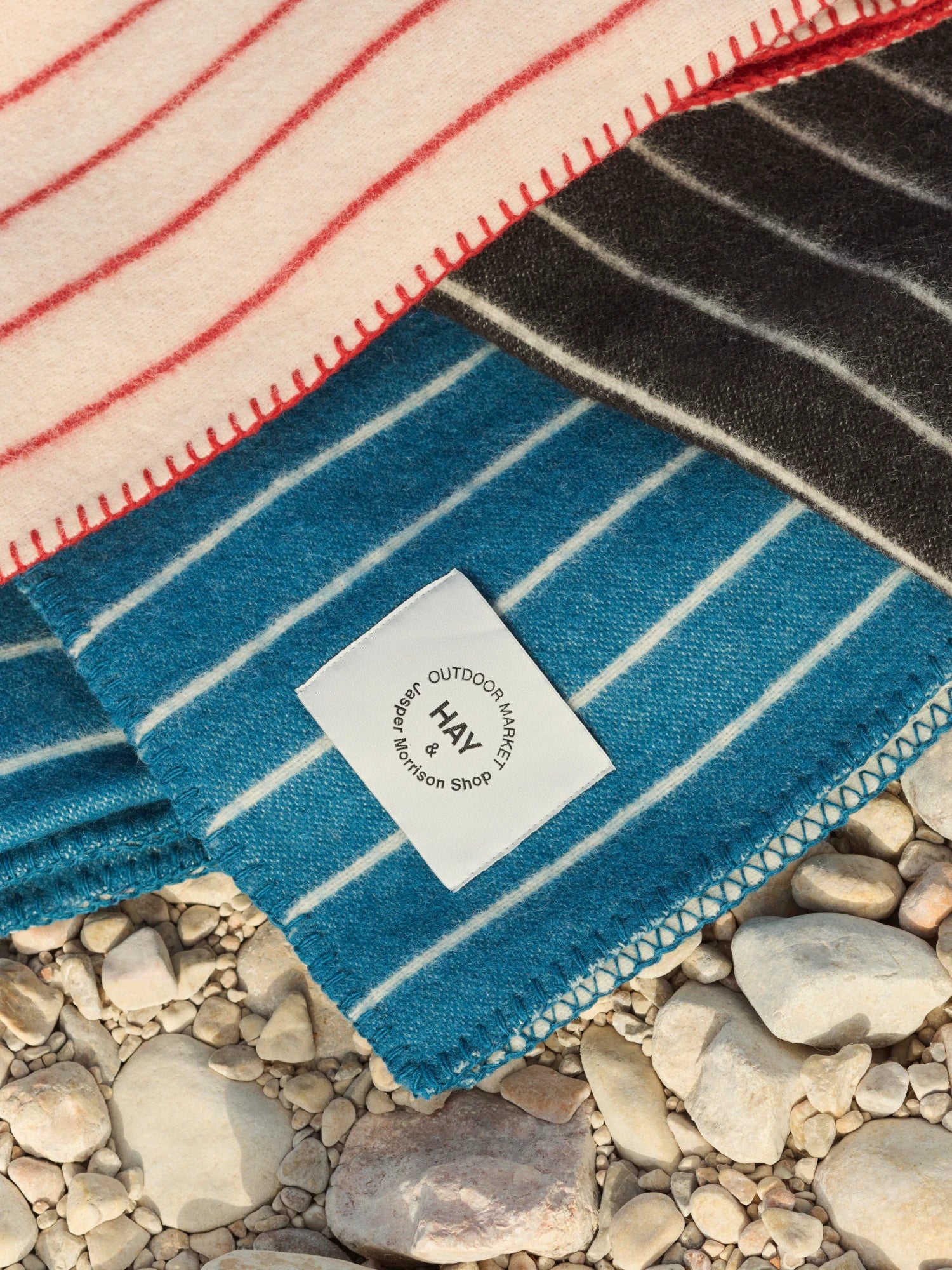 HAY Outdoor Market Throw in Wool - Lifestory