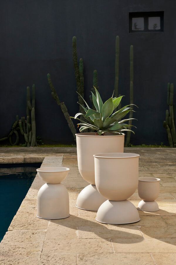 Hourglass Plant Pot | Small | Cashmere | by ferm Living - Lifestory - ferm LIVING