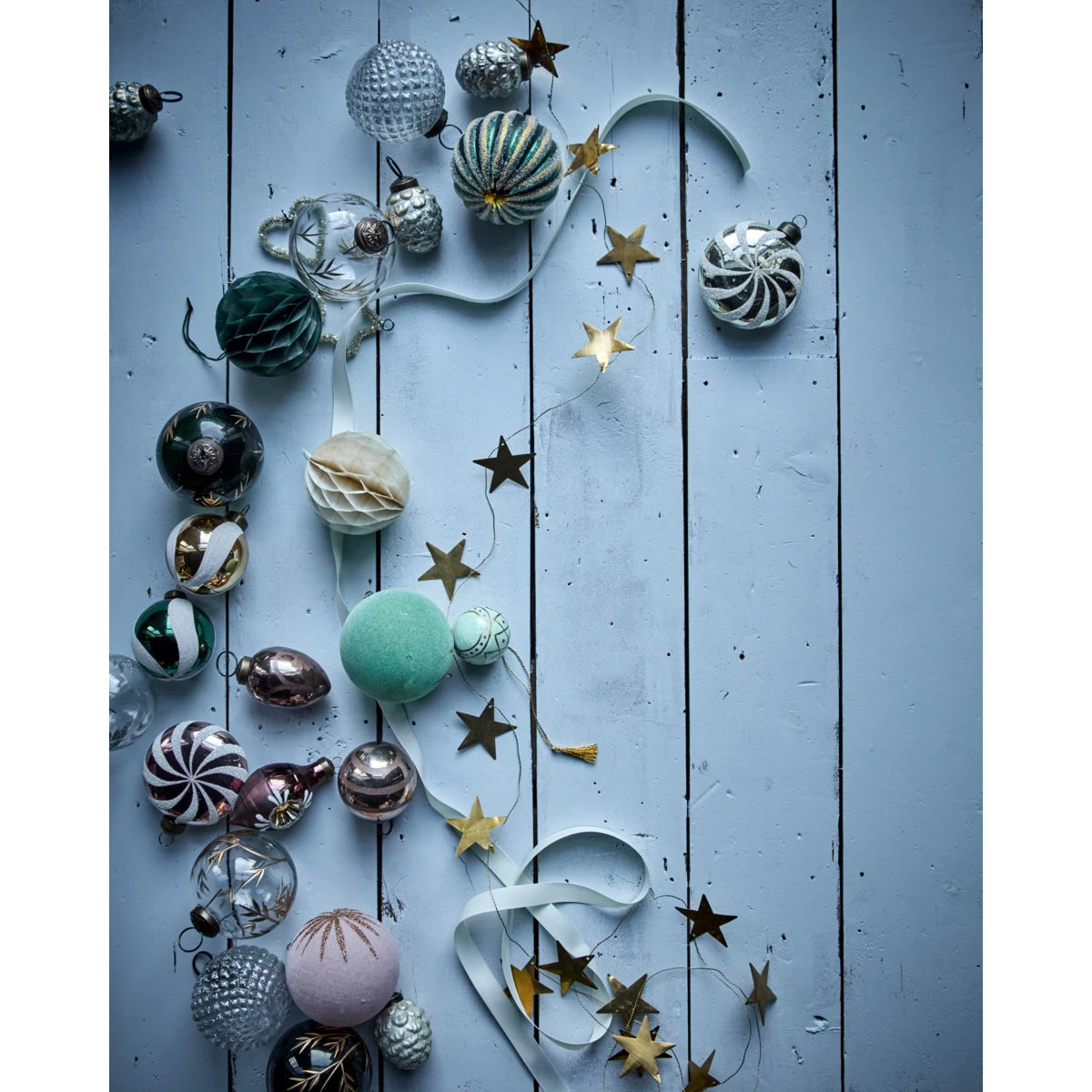 House Doctor Antique Brass Star Garland (150cm)