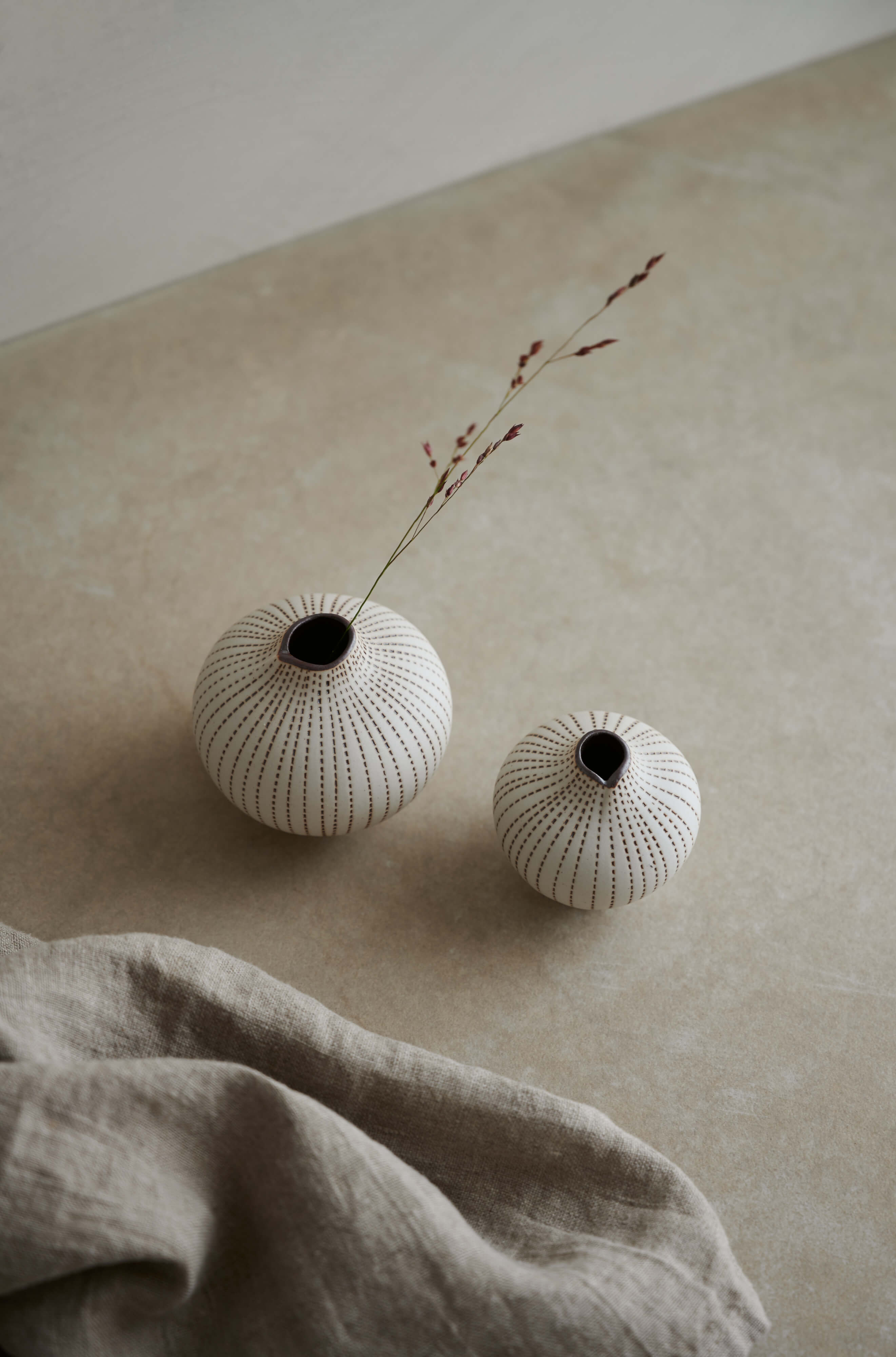 Line Vase | Medium | Brown Dots | by Lindform - Lifestory