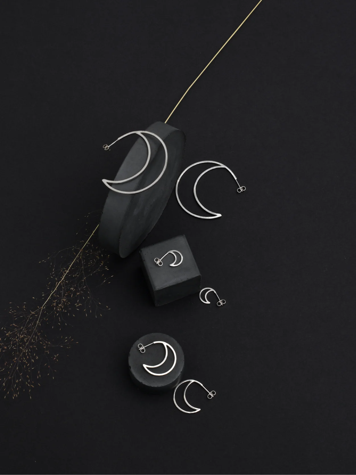 Luna Crescent Earrings in Silver | Medium Size - Lifestory