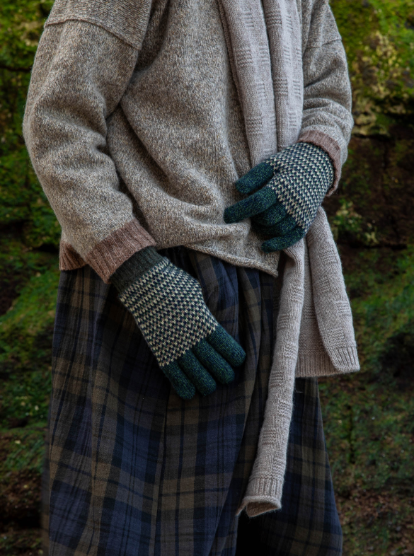 Marl Gloves | 2 Colours | Lambswool | UK Made | by ROVE - Lifestory