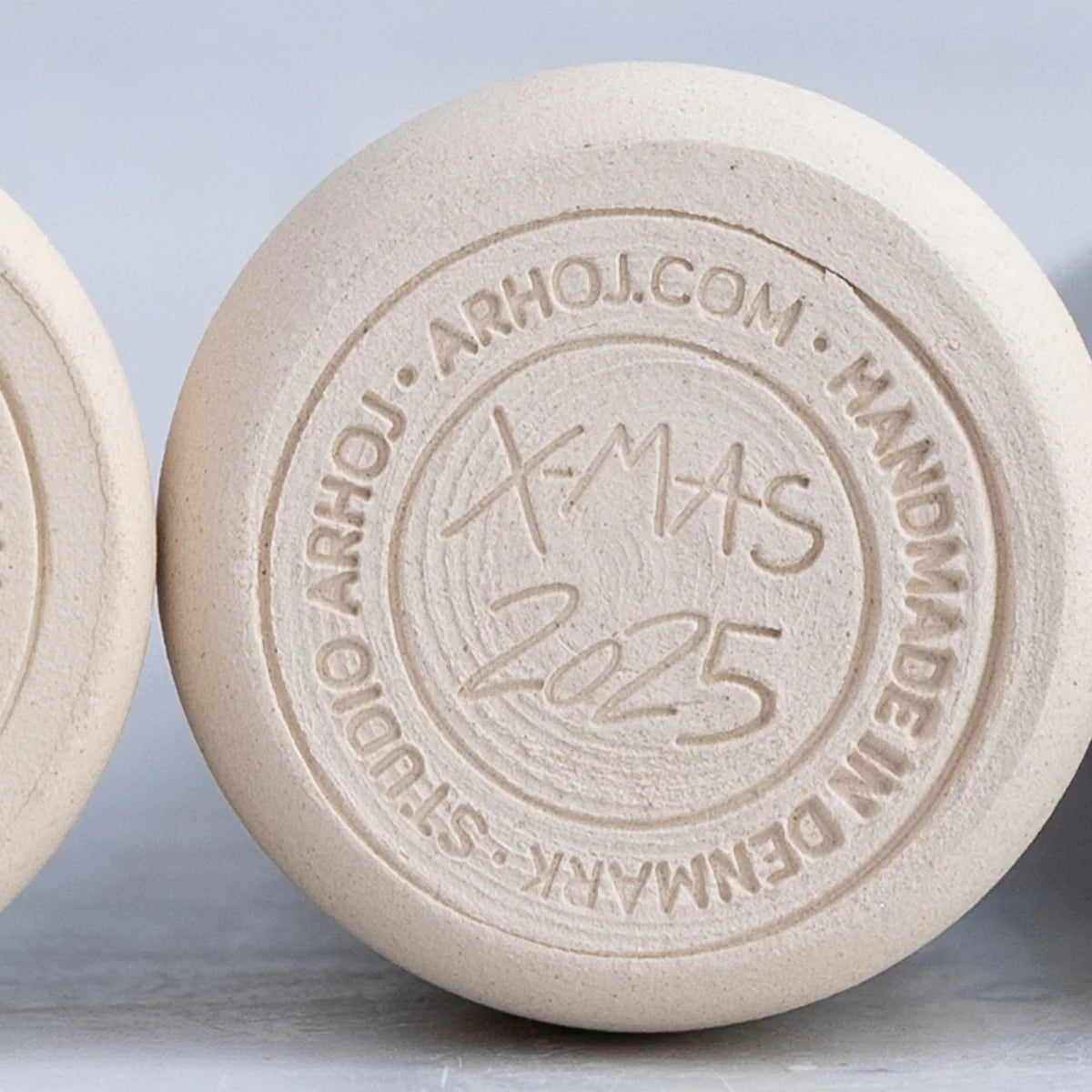 ‘Nisse' Ghost Dark Metallic Silver | 2025 Limited Edition by Studio Arhoj