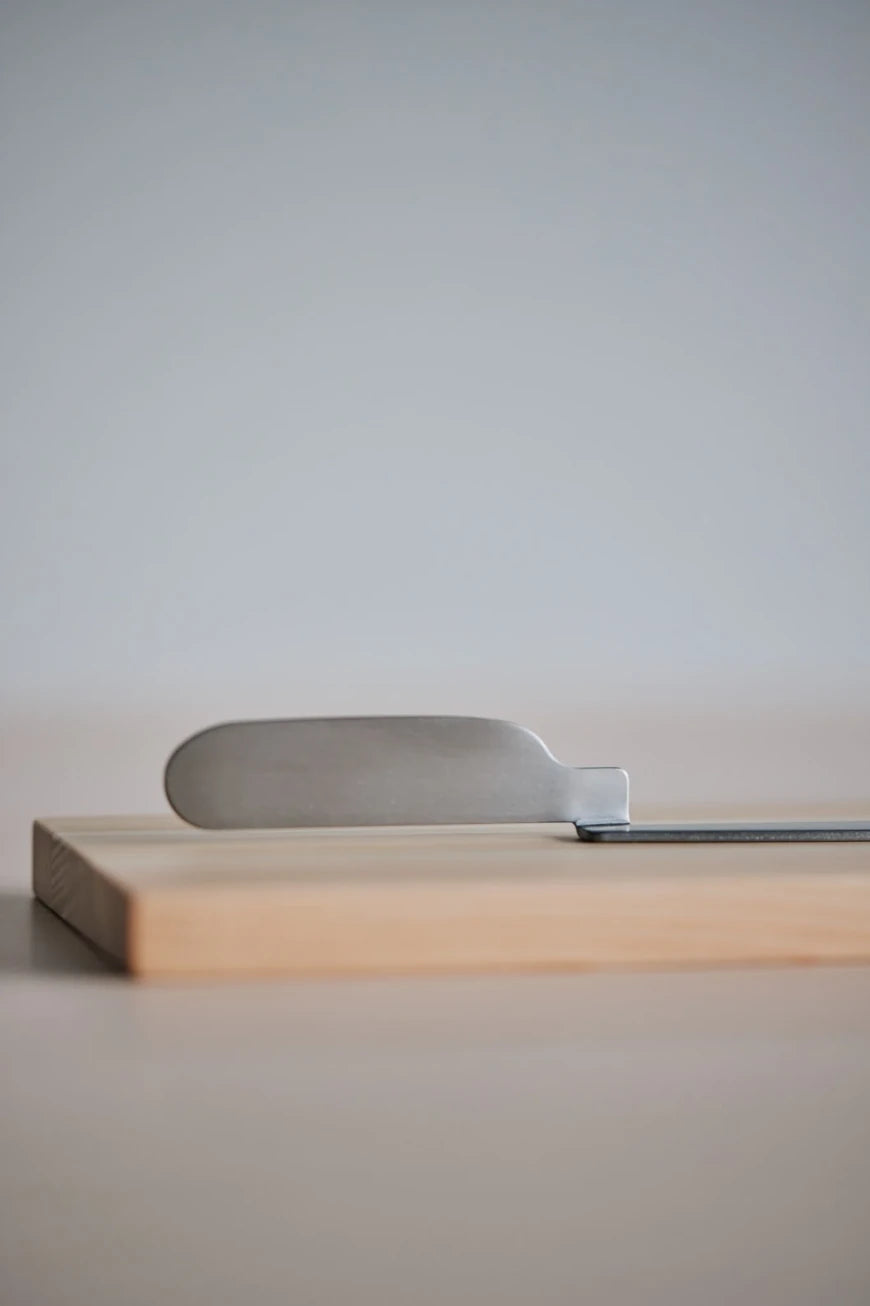 Oku Butter Knife & Board by Kathleen Reilly | Lifestory