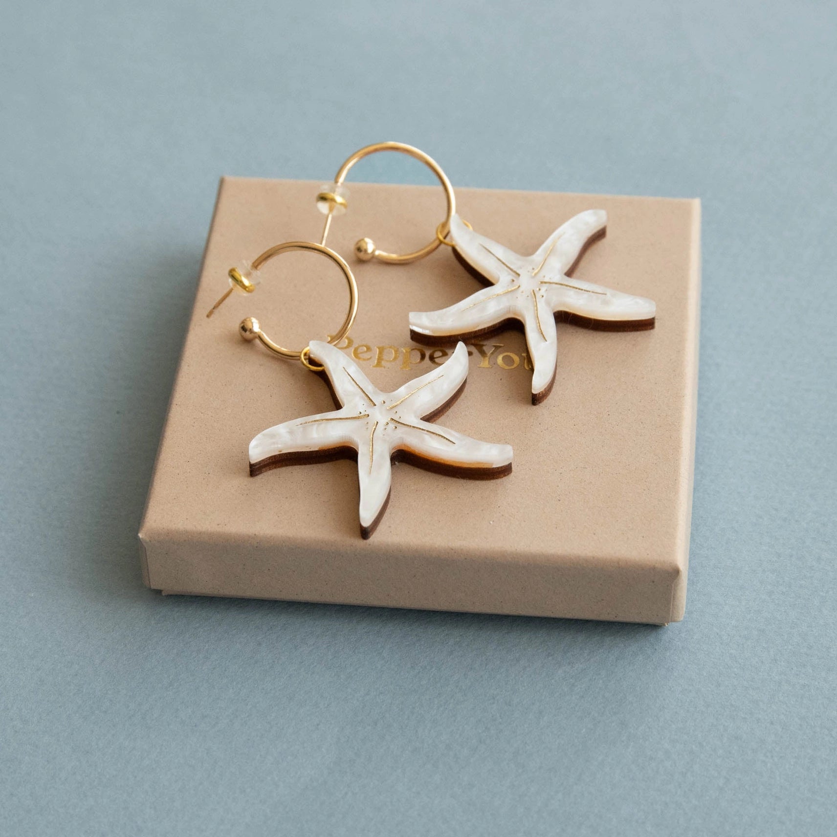 Pepper You Acrylic & Wood Pearly Statement Starfish Hoop Earrings in Marble White
