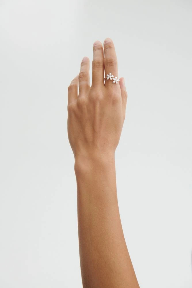 Wild Poppy Ring in Gold-Plated Silver by Pernille Corydon - Lifestory