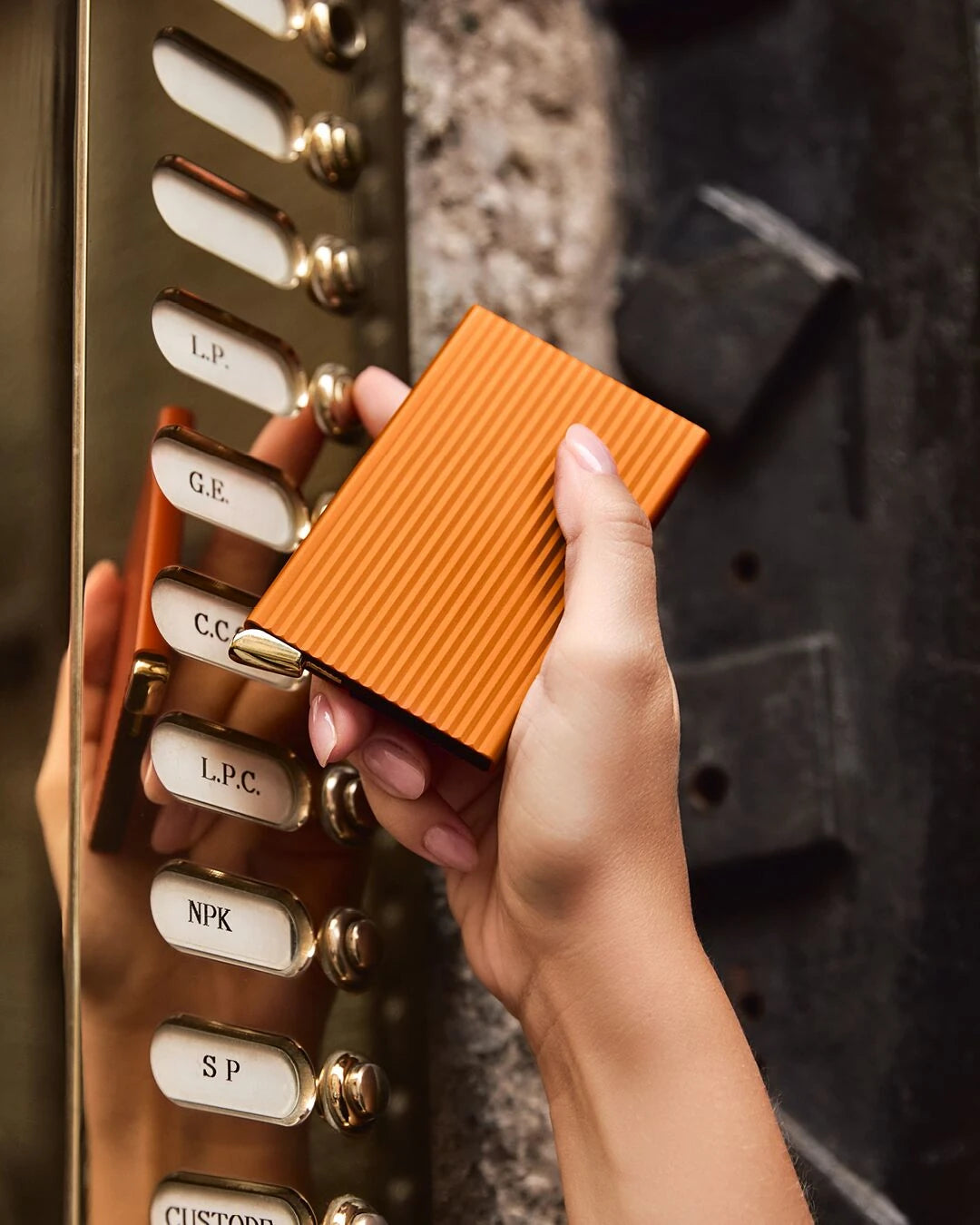 Premium Fluted Cardprotector by Secrid Wallets