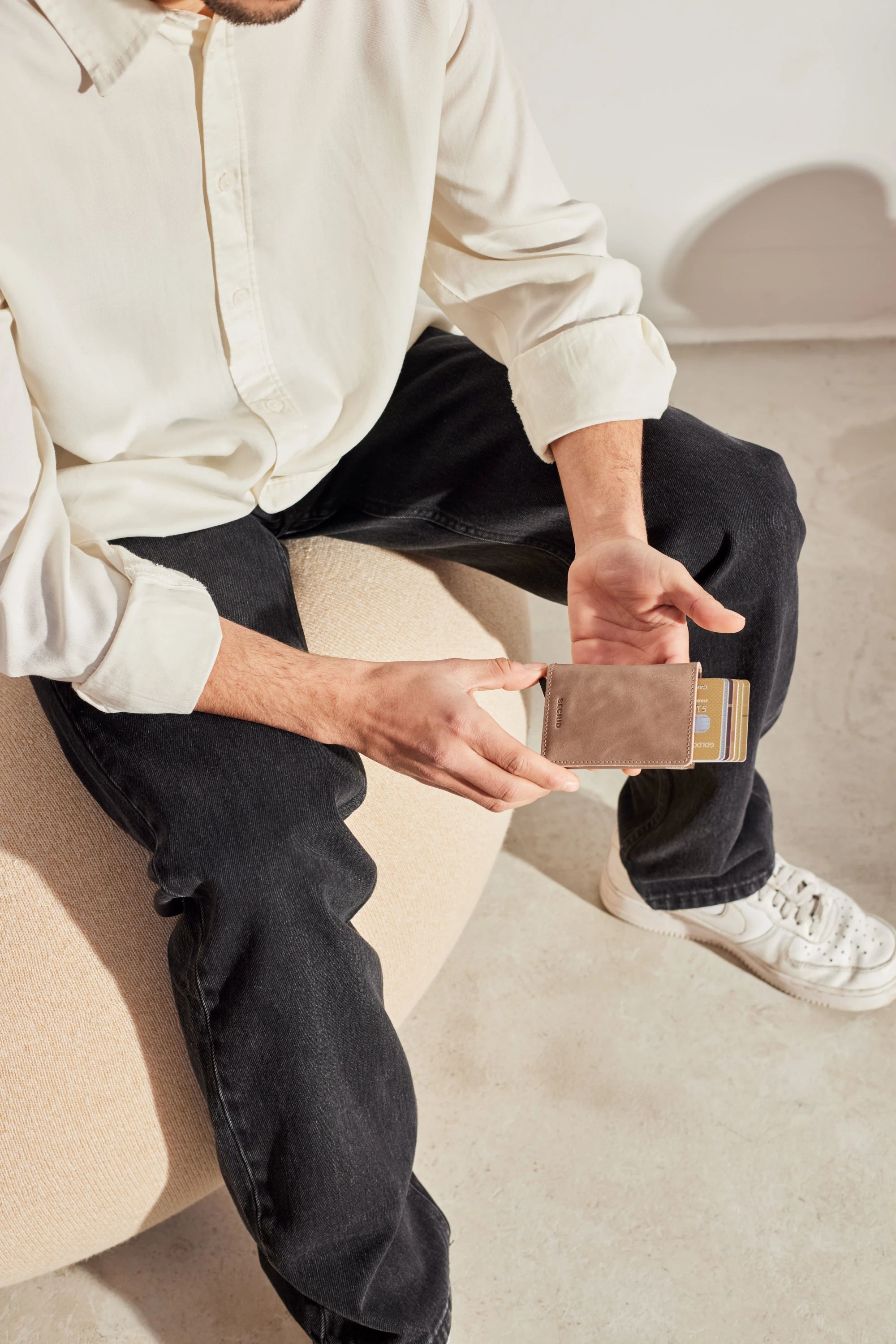 Slimwallet | Vintage Leather | by Secrid Wallets - Lifestory