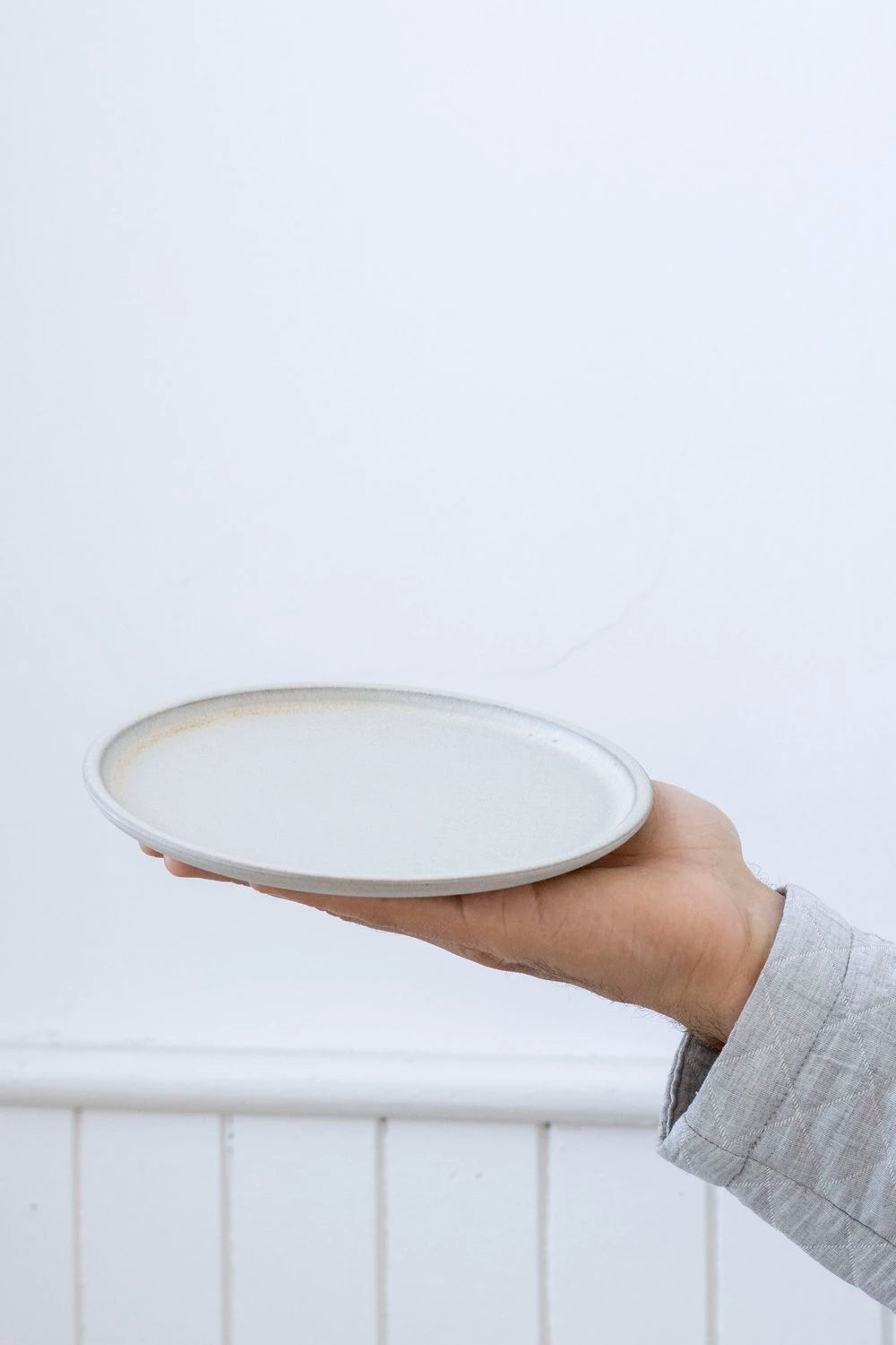 Side Plate | Warm White | by Borja Moronta - Lifestory
