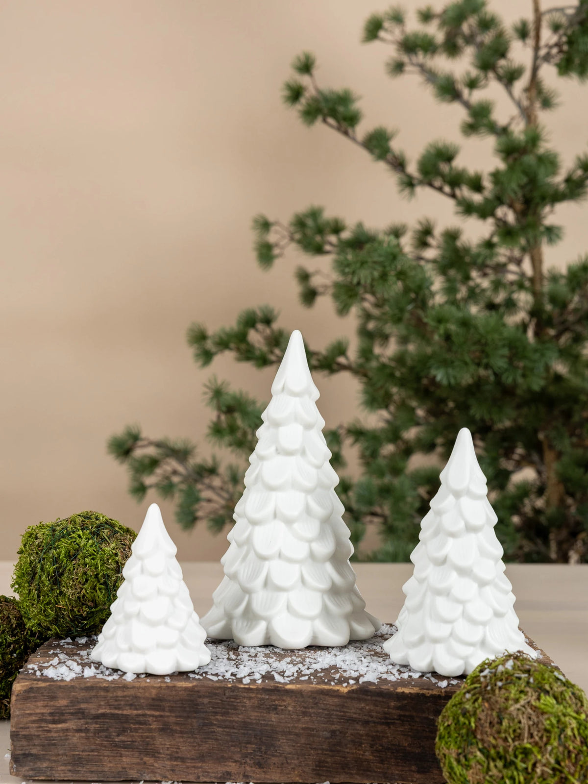 Ceramic Tree Norrskog family by Storefactory in white