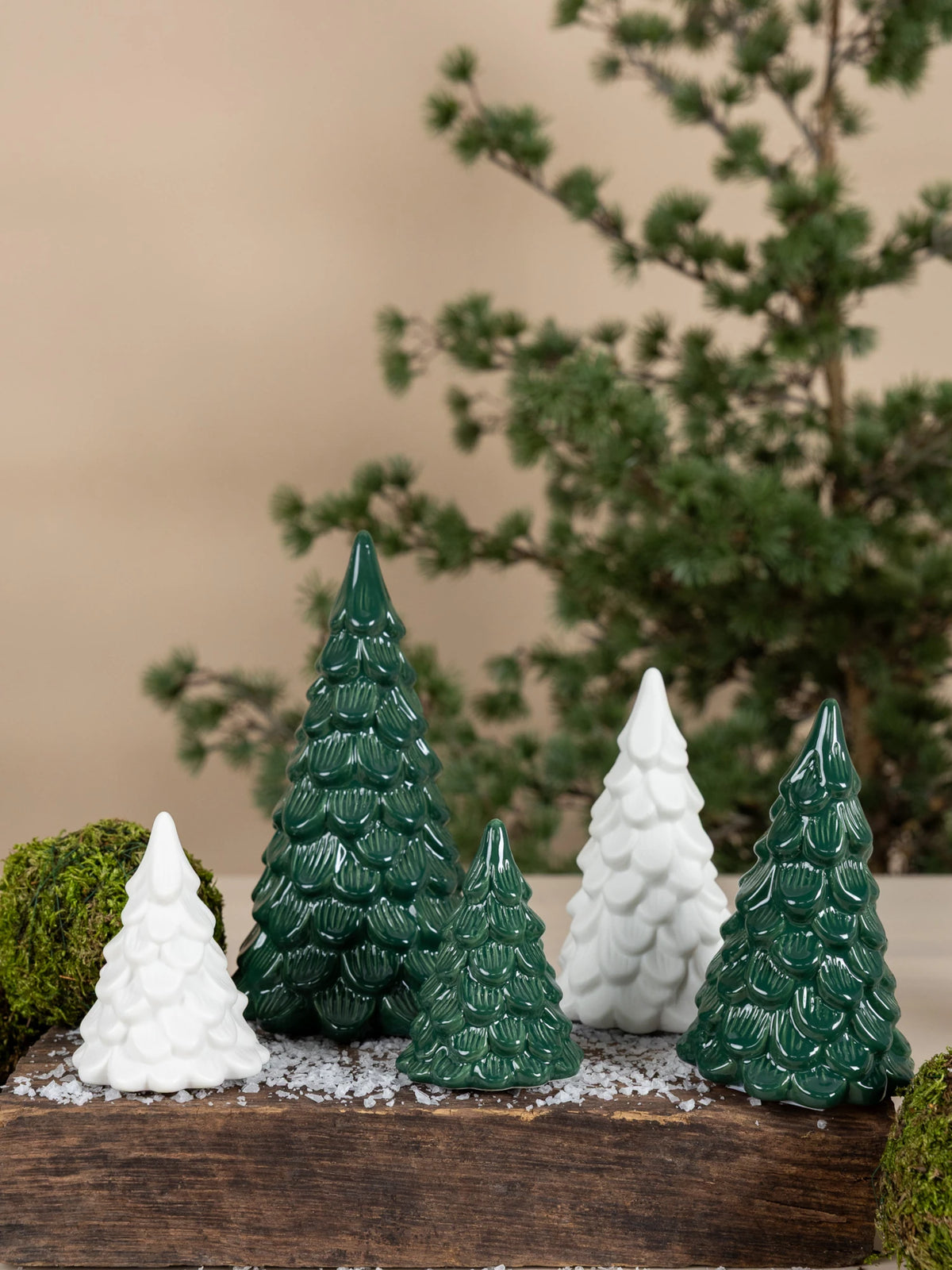 Ceramic Tree Norrskog family by Storefactory in white and green