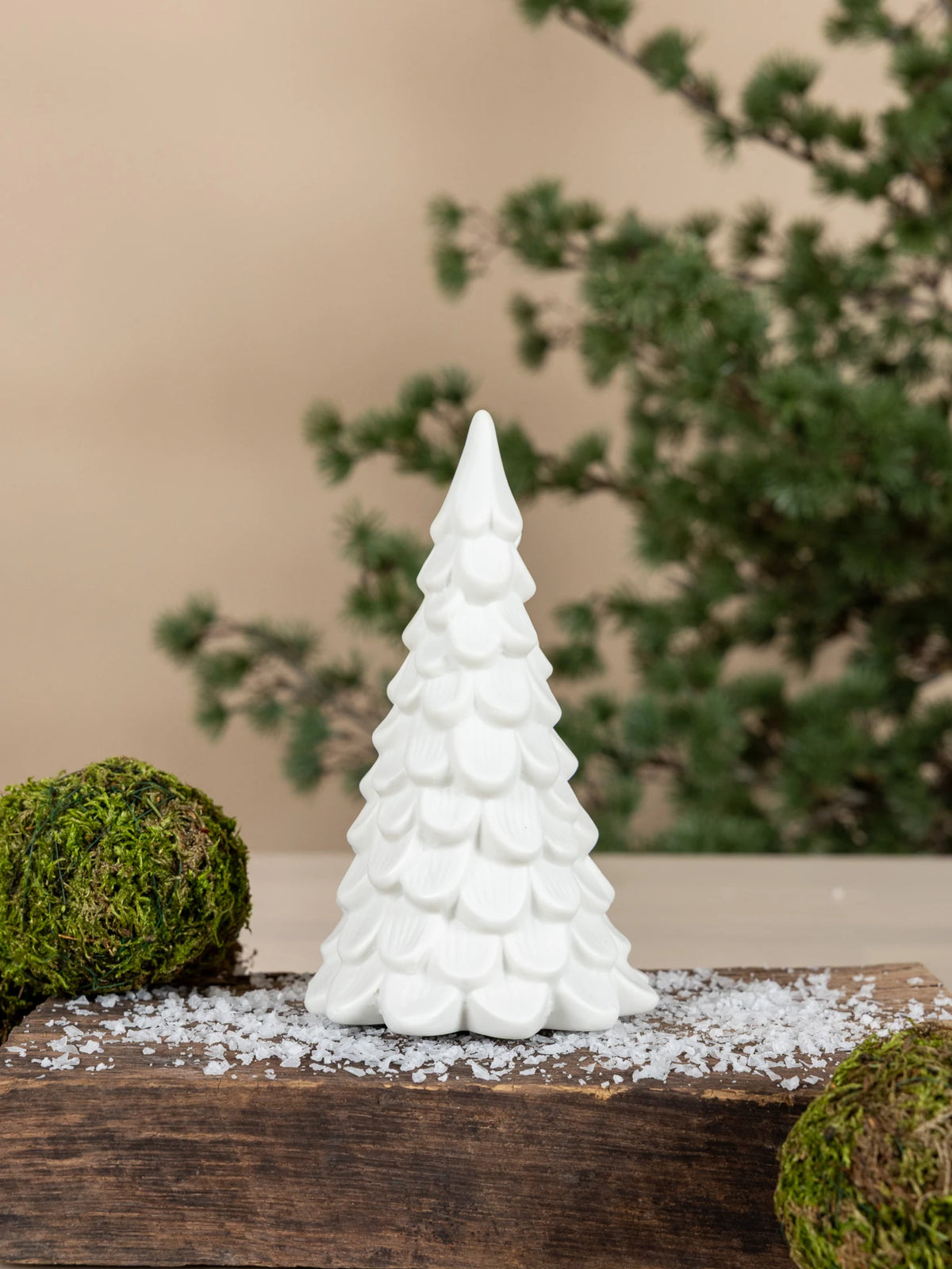 Large Ceramic Tree Norrskog by Storefactory in white