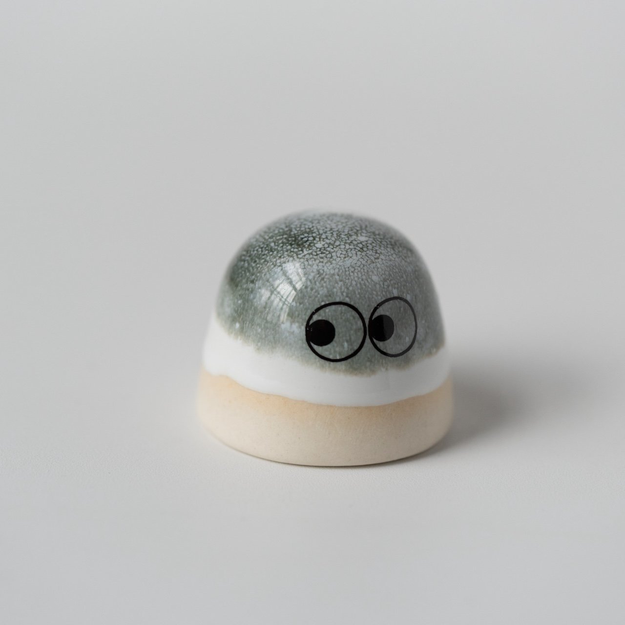 Studio Arhoj Familia Figurine | Dot | Alf - Lifestory