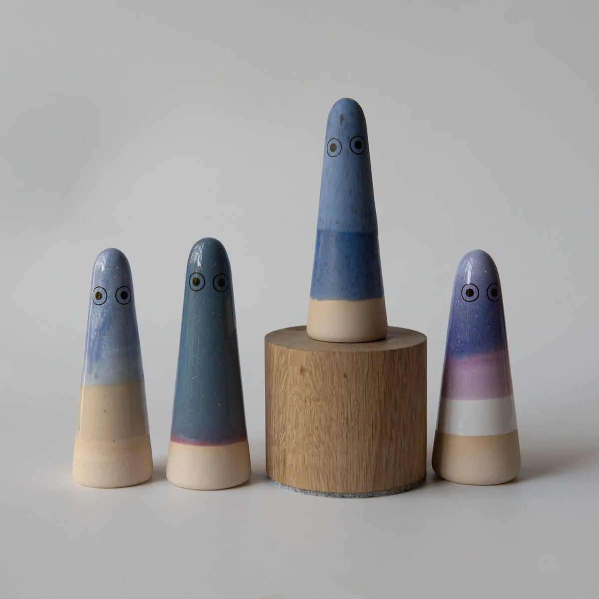 Studio Arhoj Ghost | Dahlia in White With Blue Glaze | Ceramic Figurine