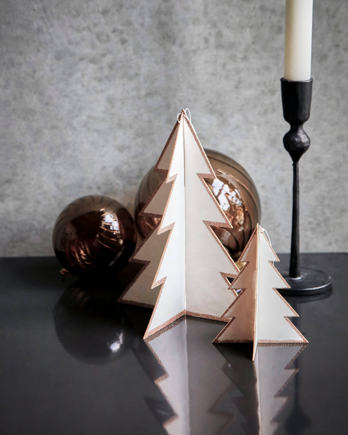 Threed Ornaments - Set of 2 | Paper | by House Doctor - Lifestory