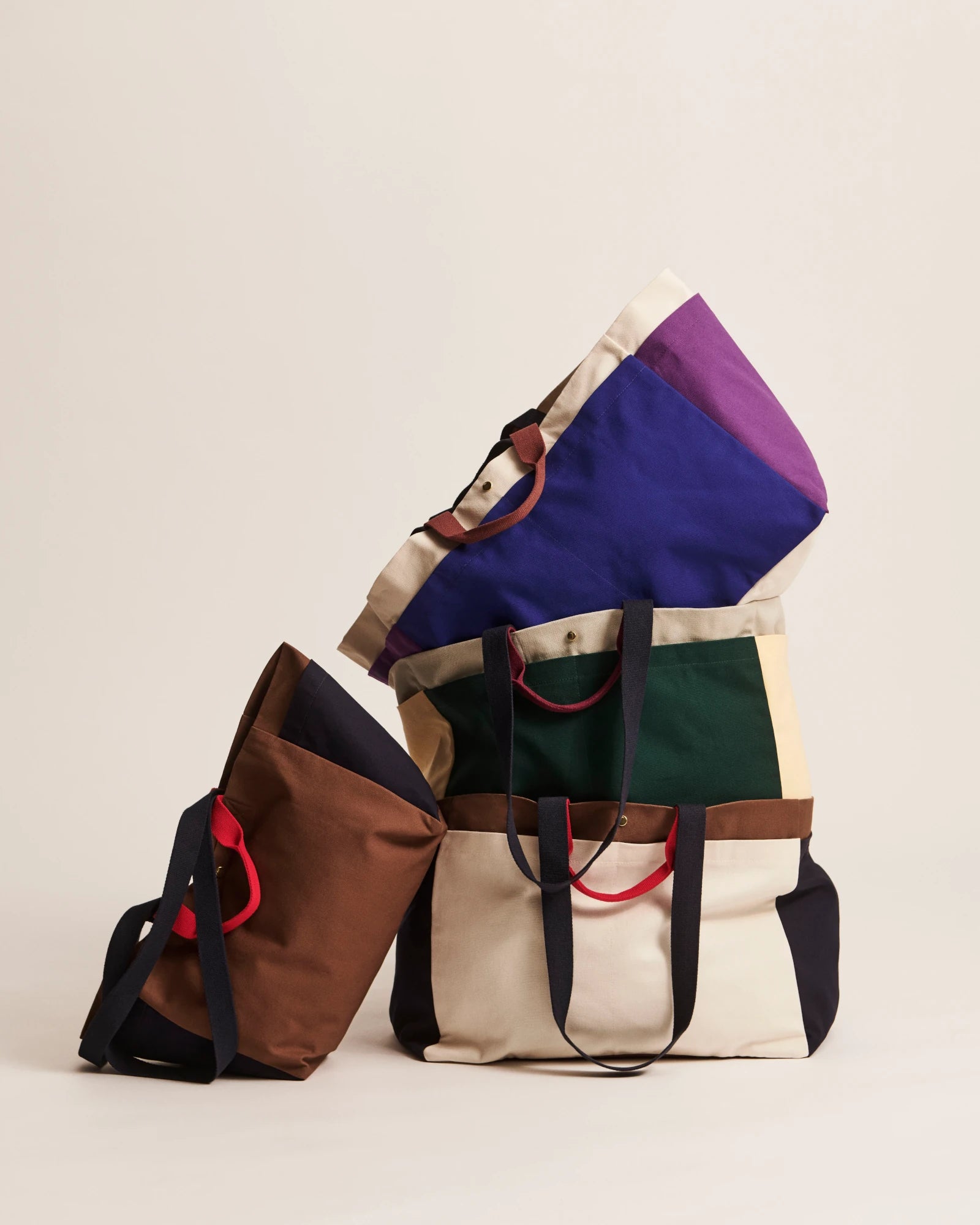 HAY Organic Cotton Small Weekend Bag - Lifestory