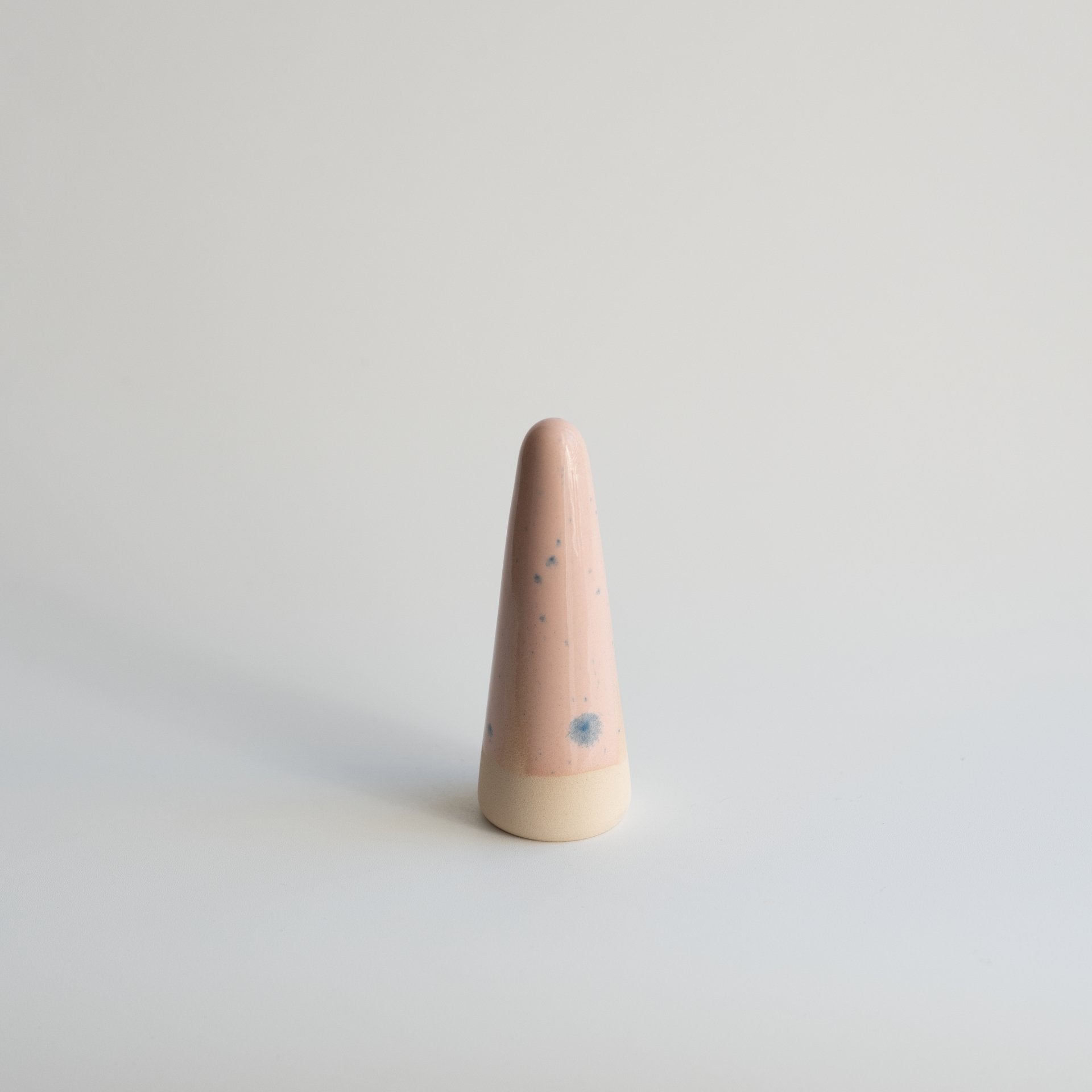 Studio Arhoj Ghosts in Various Pink Glazes - Lifestory