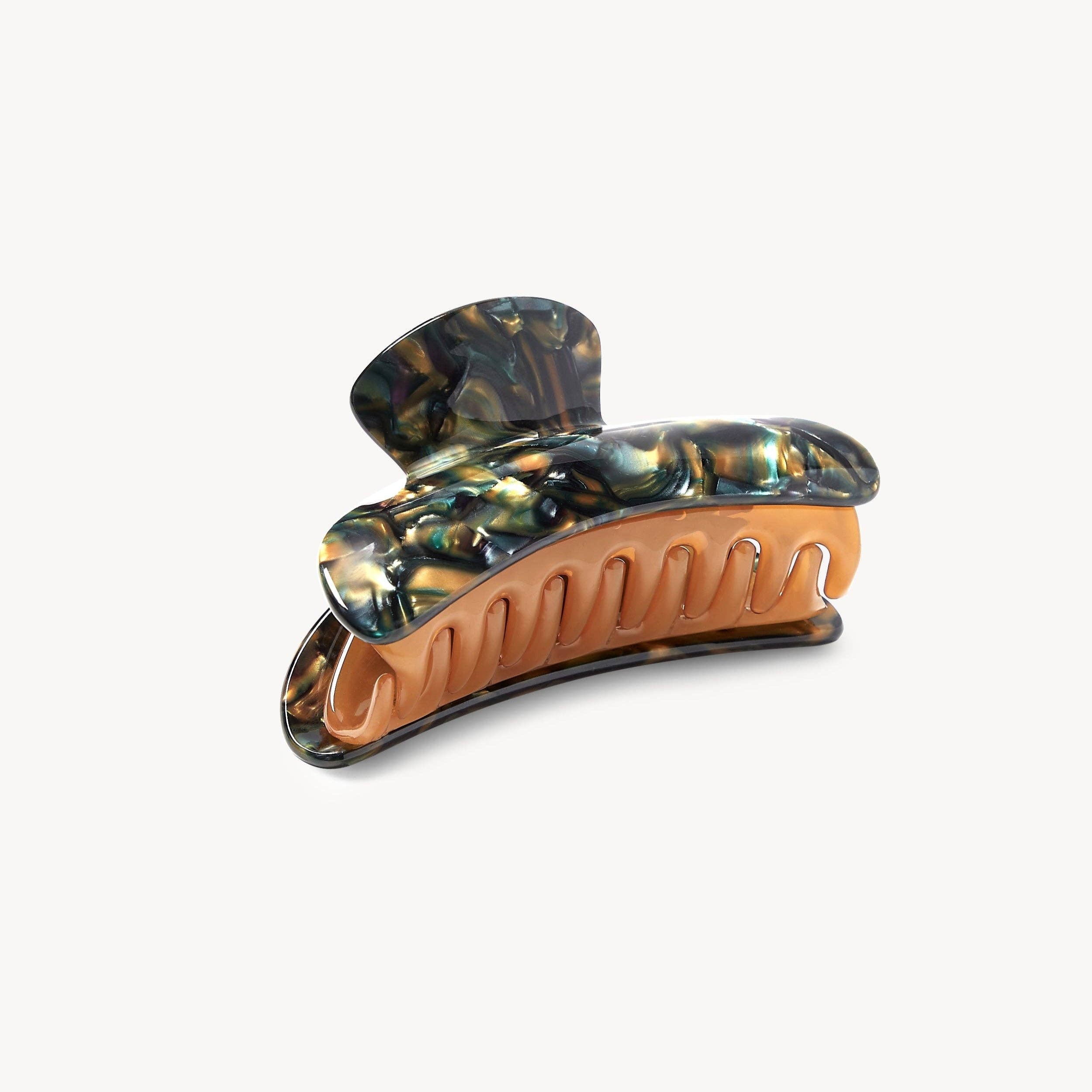 MACHETE Grande Heirloom Claw in Green Tortoise Acetate - Lifestory