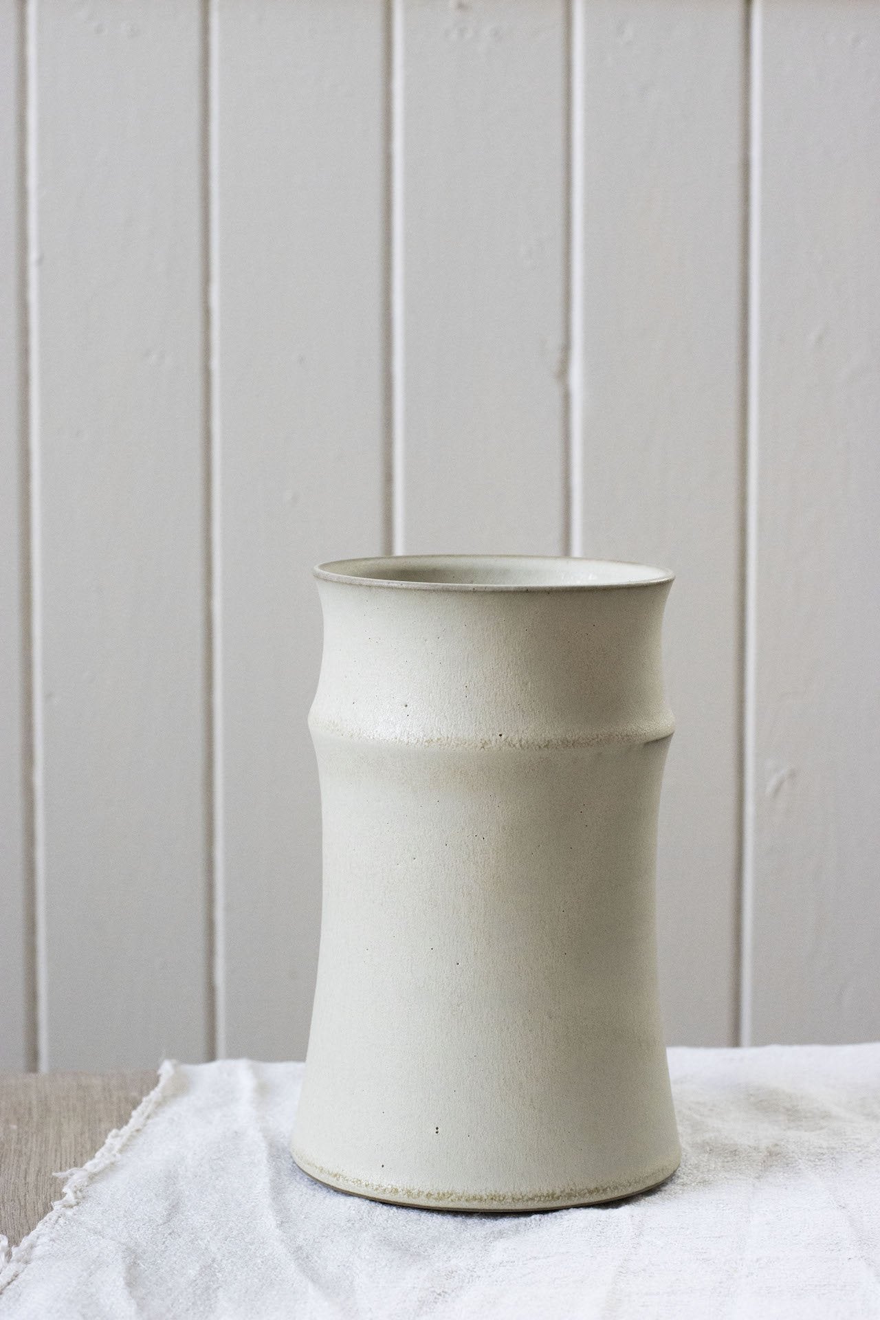 Medium Cylinder II | Winter White | by Borja Moronta - Lifestory