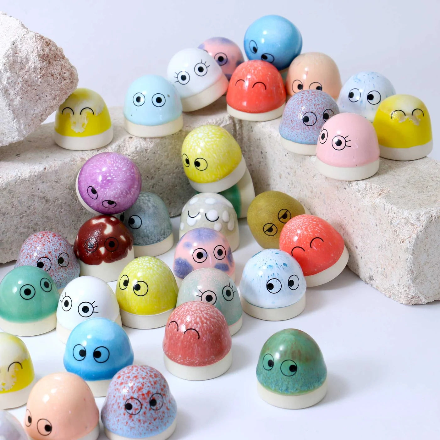 Studio Arhoj Familia Figurine | Dot | Madison