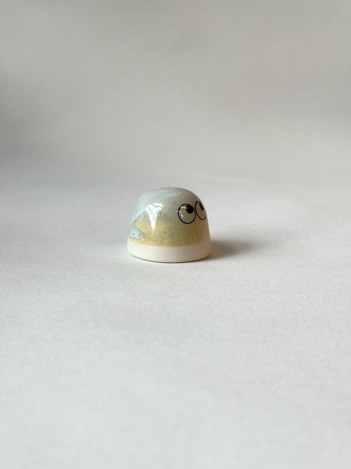 Familia Figurine | Dot | Lachlan | by Studio Arhoj