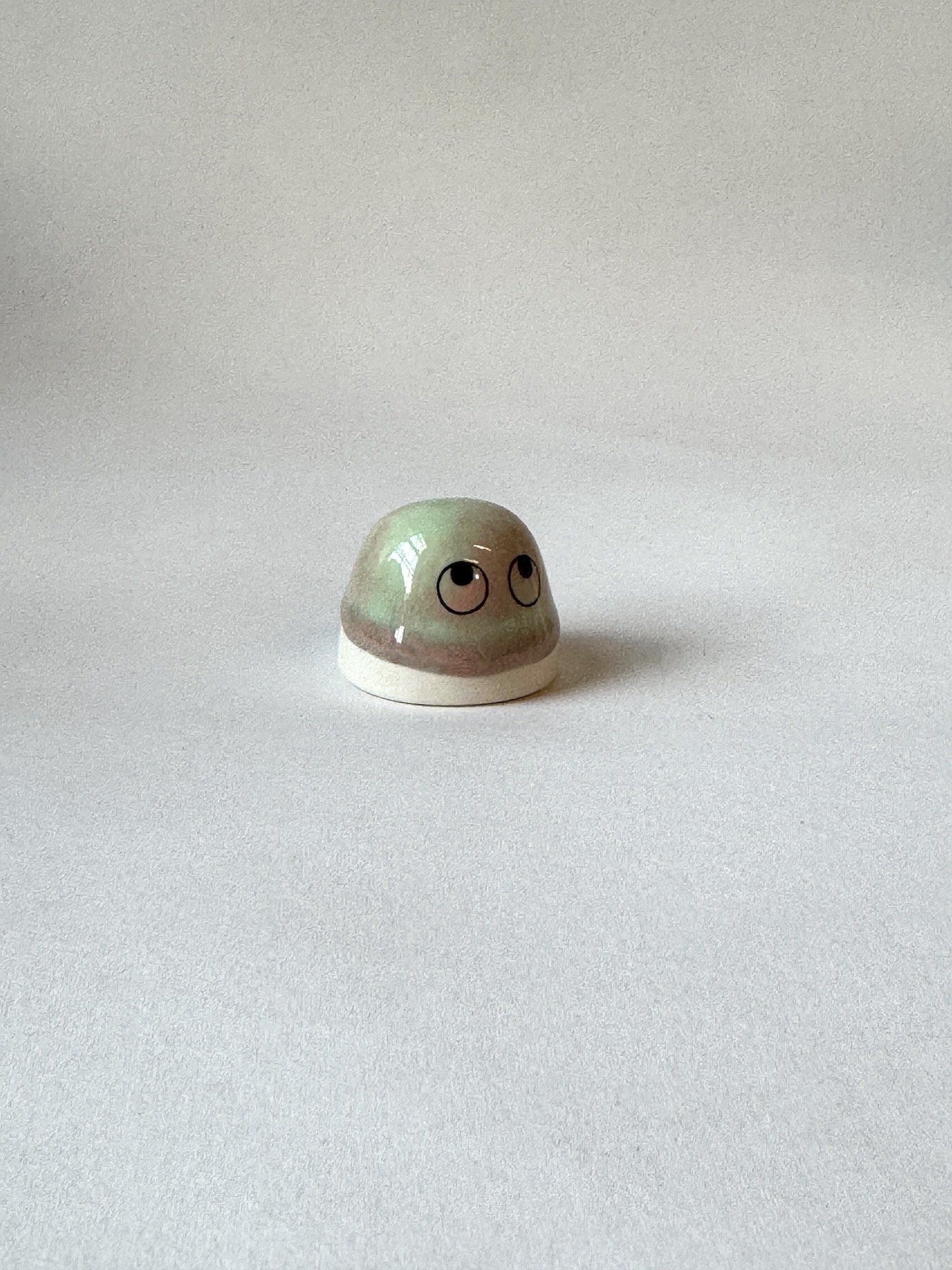 Familia Figurine | Dot | Isla | by Studio Arhoj