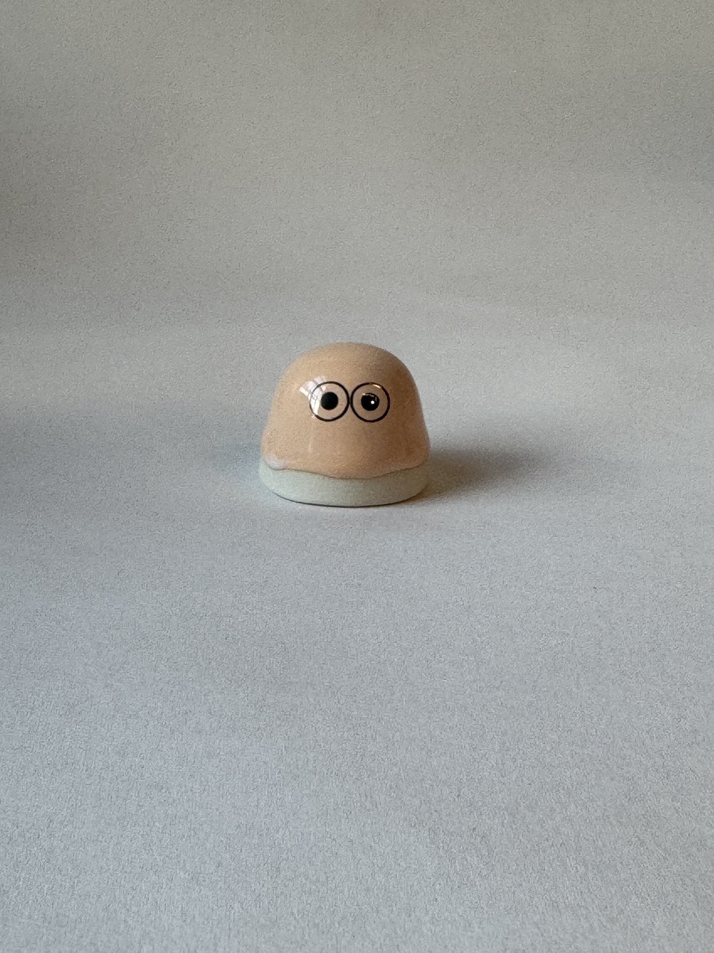 Familia Figurine | Dot | Layla | by Studio Arhoj